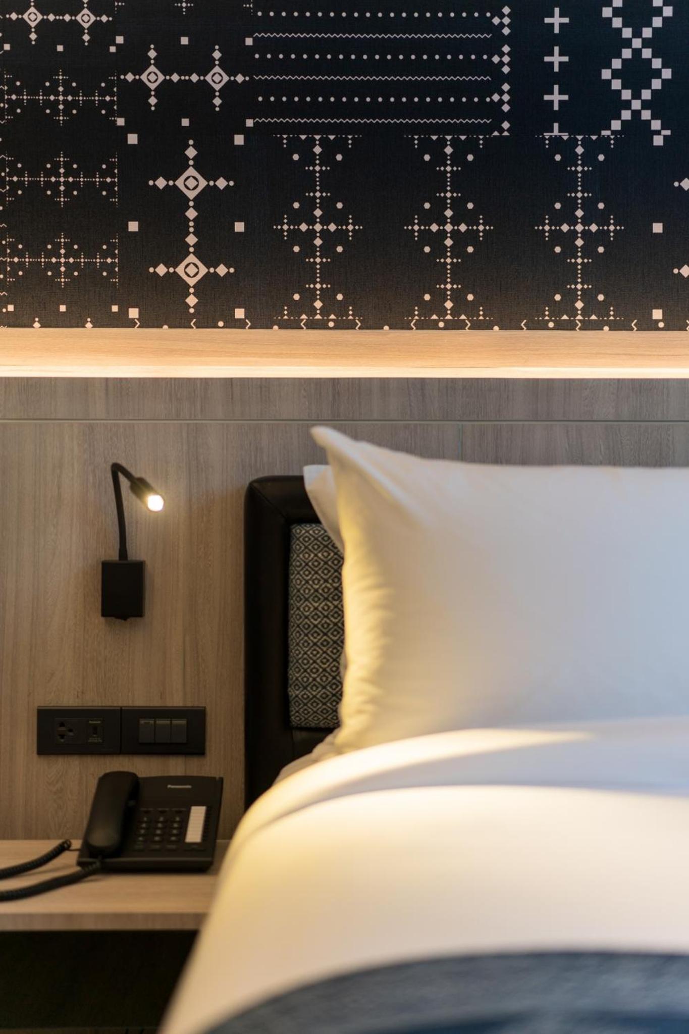 Standard King Room - Photo 3