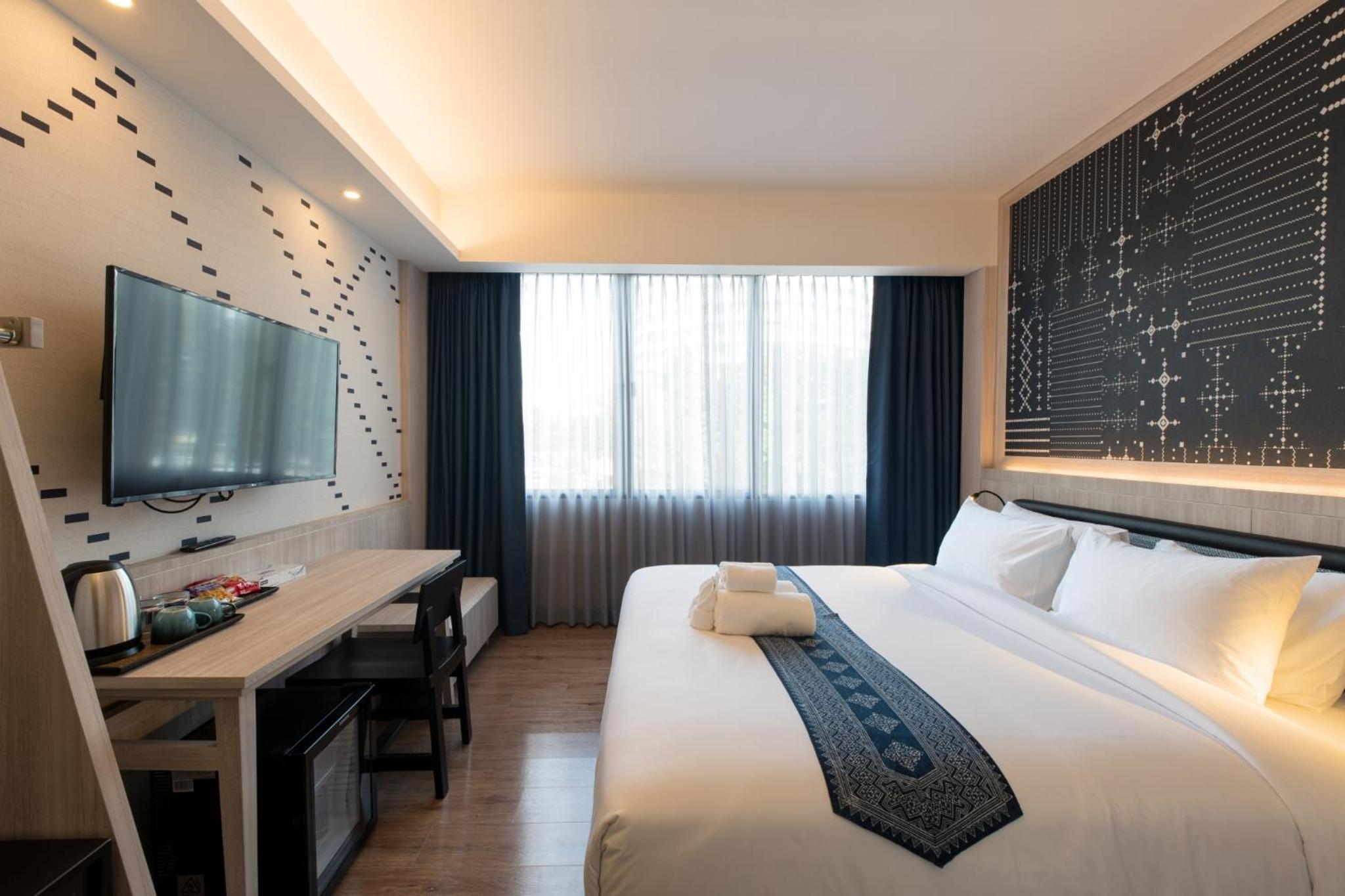 Standard King Room - Photo 1