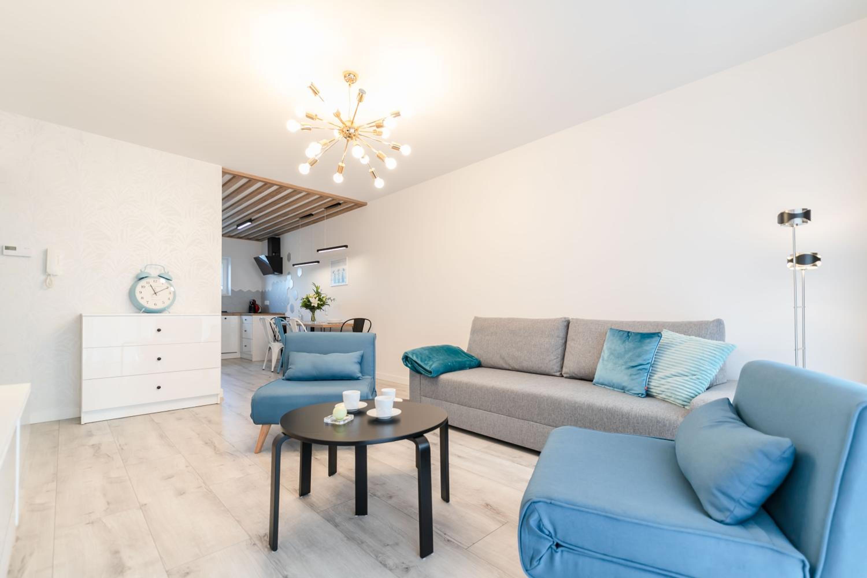 One-Bedroom Apartment - Photo 1
