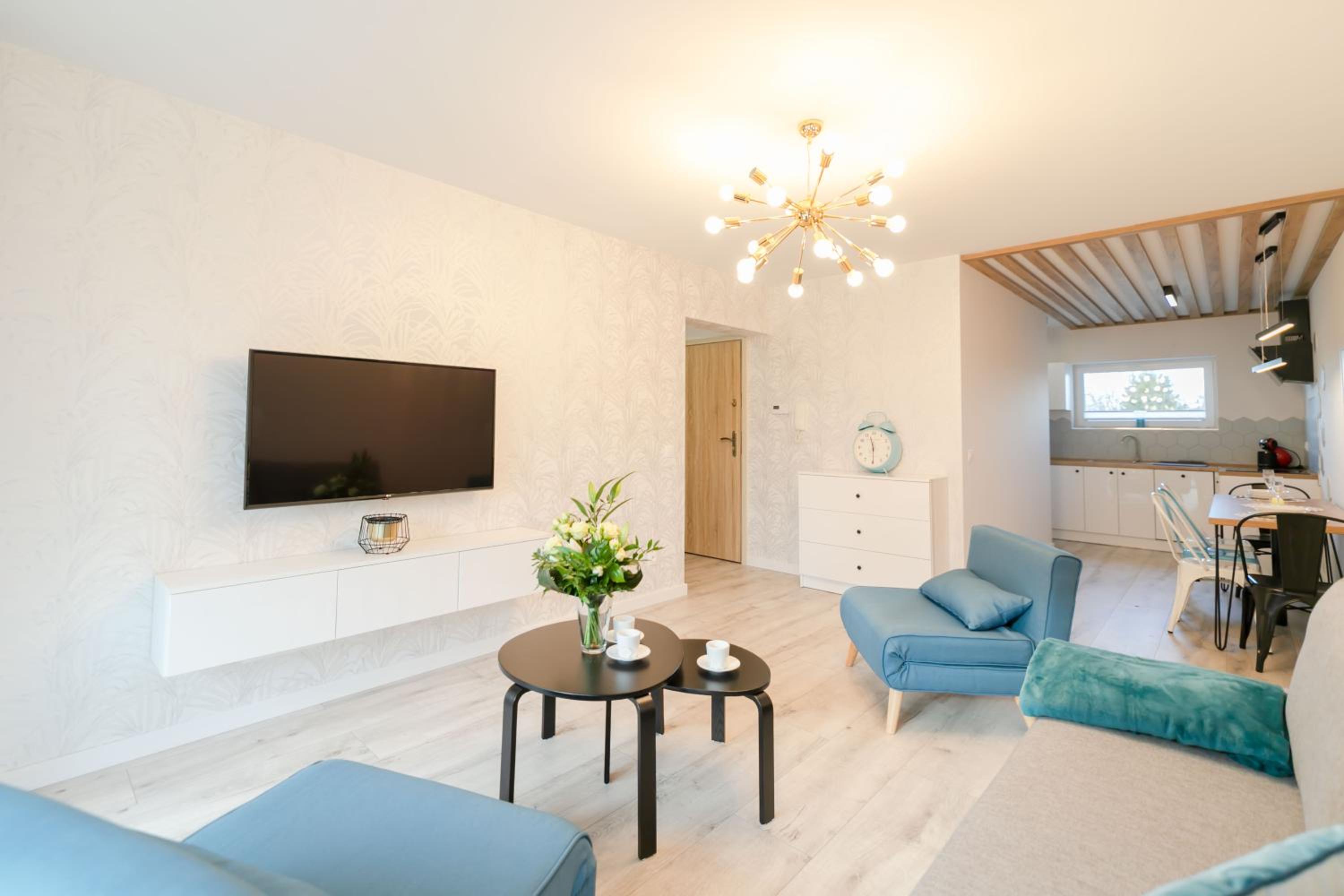 One-Bedroom Apartment - Photo 7