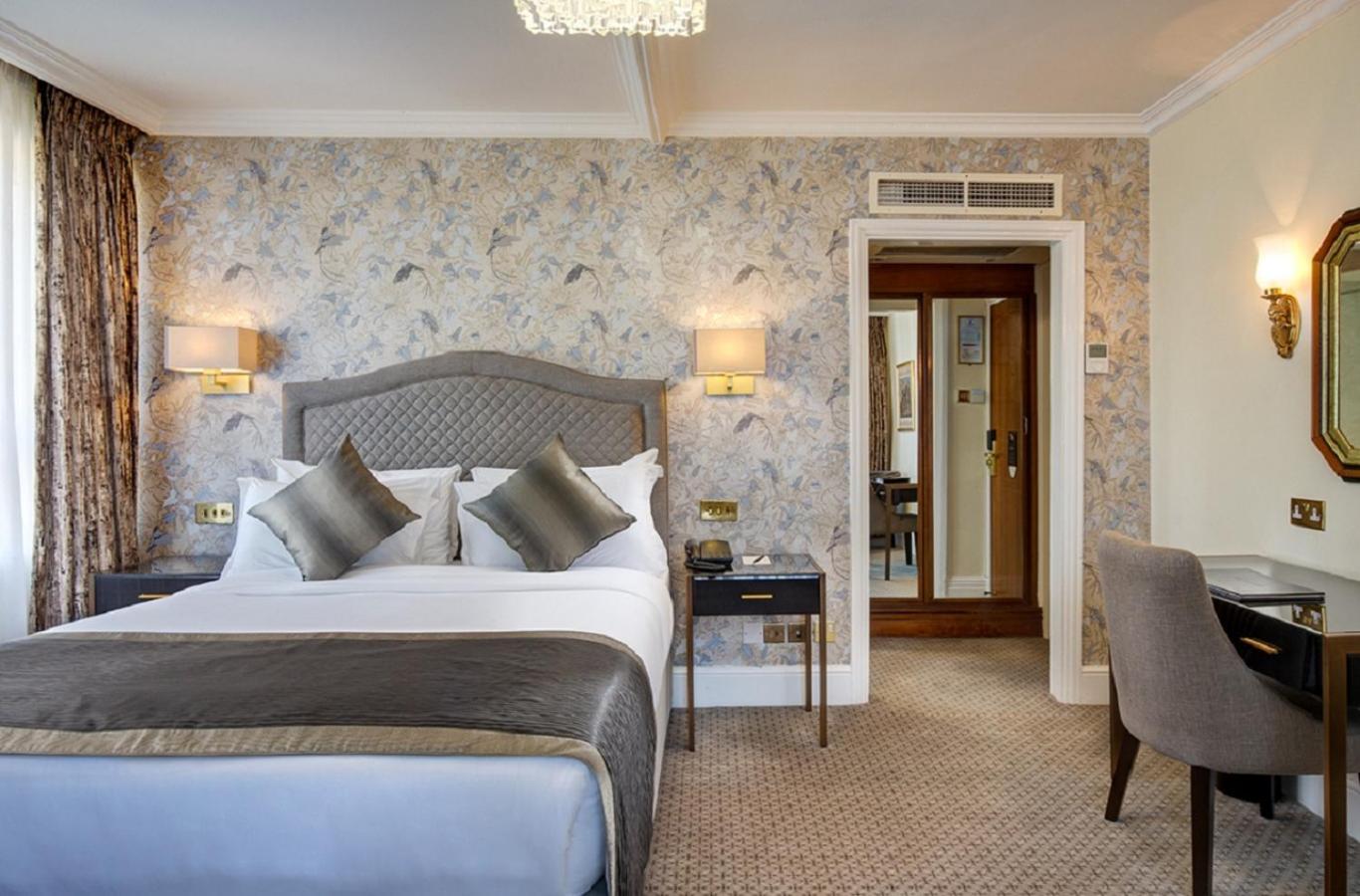 Club Double Room