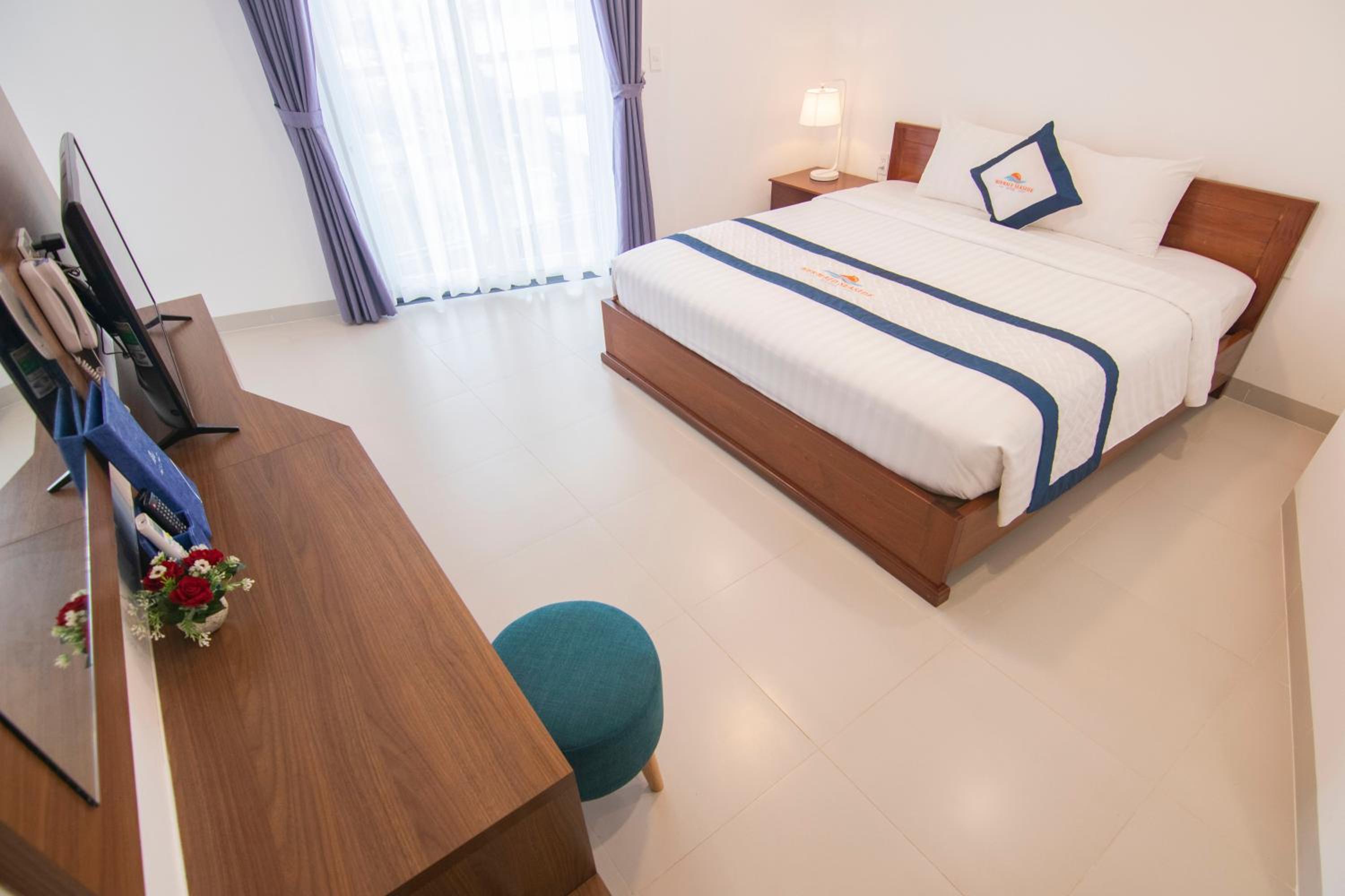 Deluxe Double Room with Balcony and Sea View - Photo 5