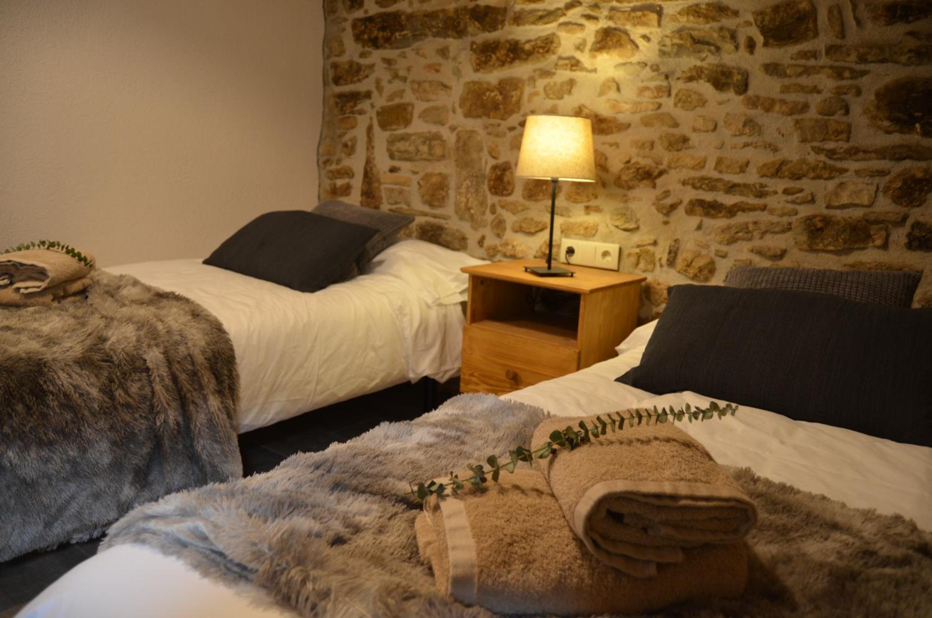 Two-Bedroom Apartment - Photo 6