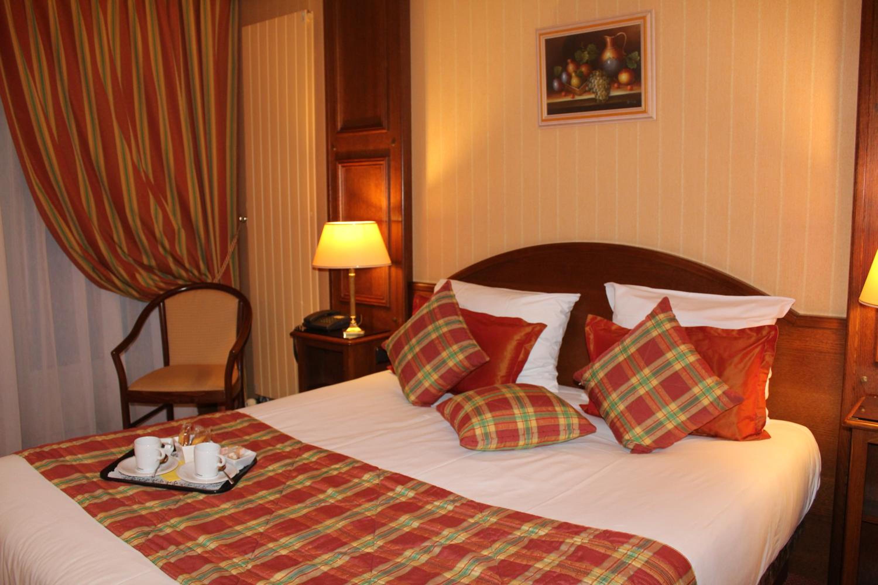 Standard Double Room with Shower photo 2