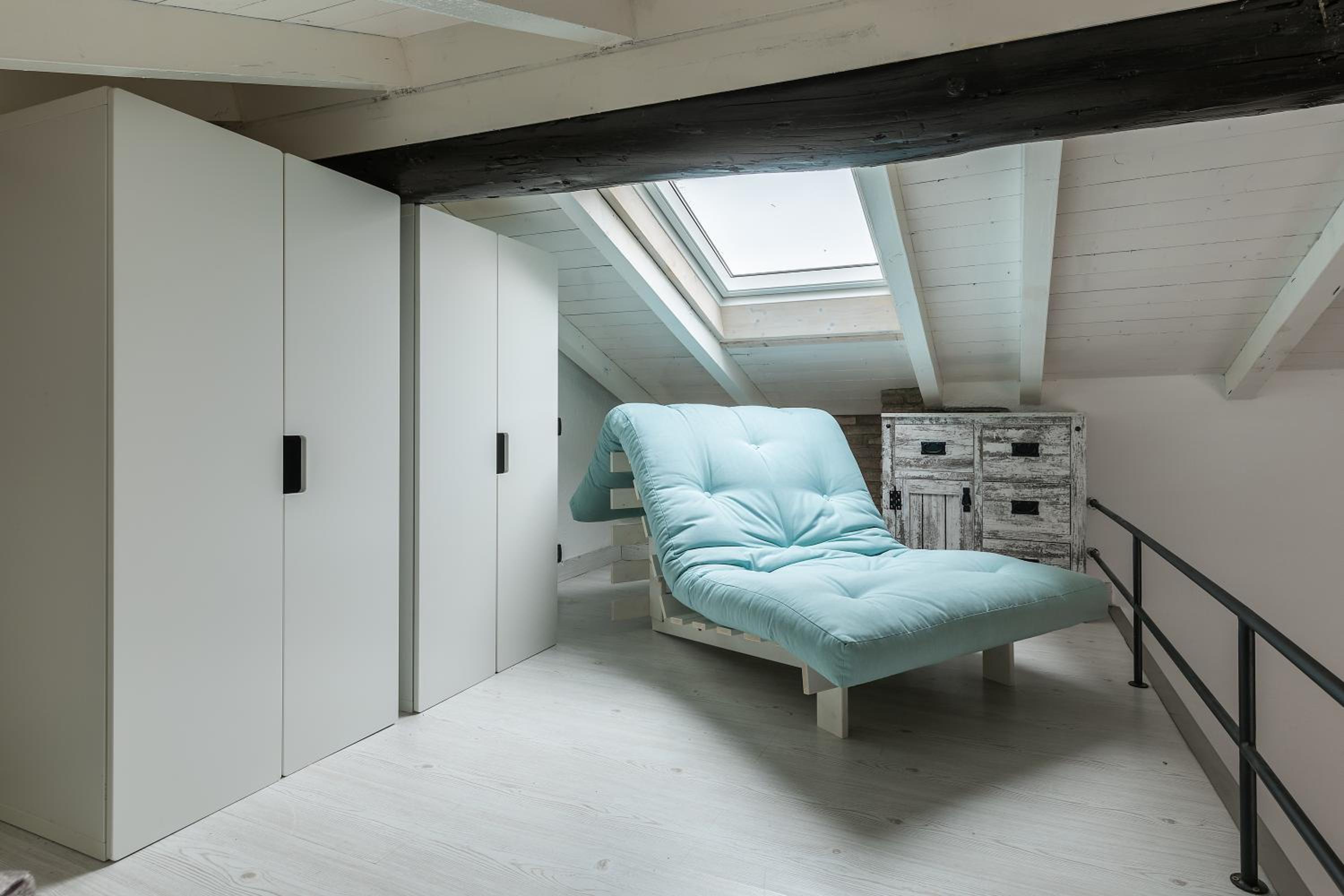 One-Bedroom Apartment - Photo 4