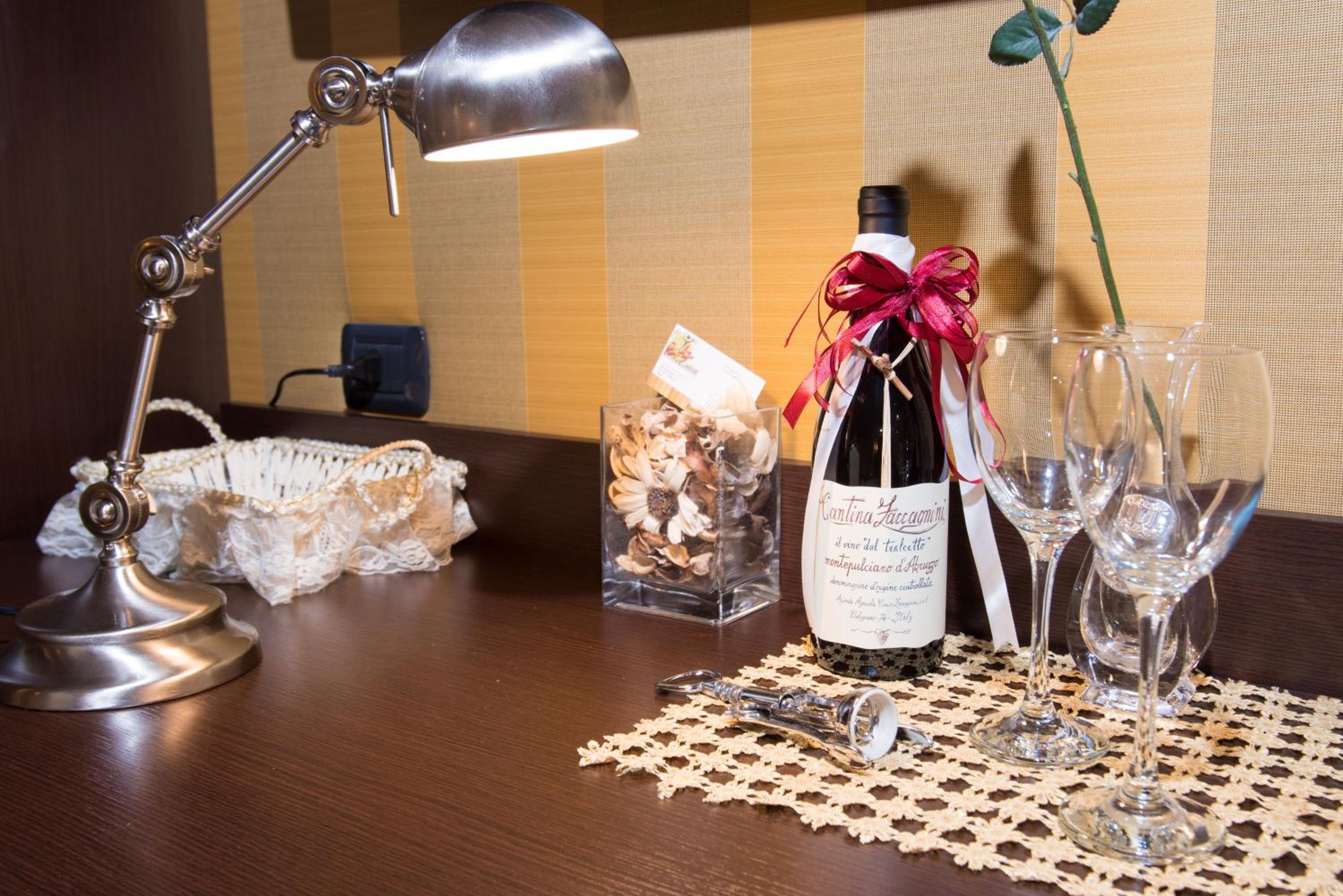 Deluxe Double or Twin Room photo 2