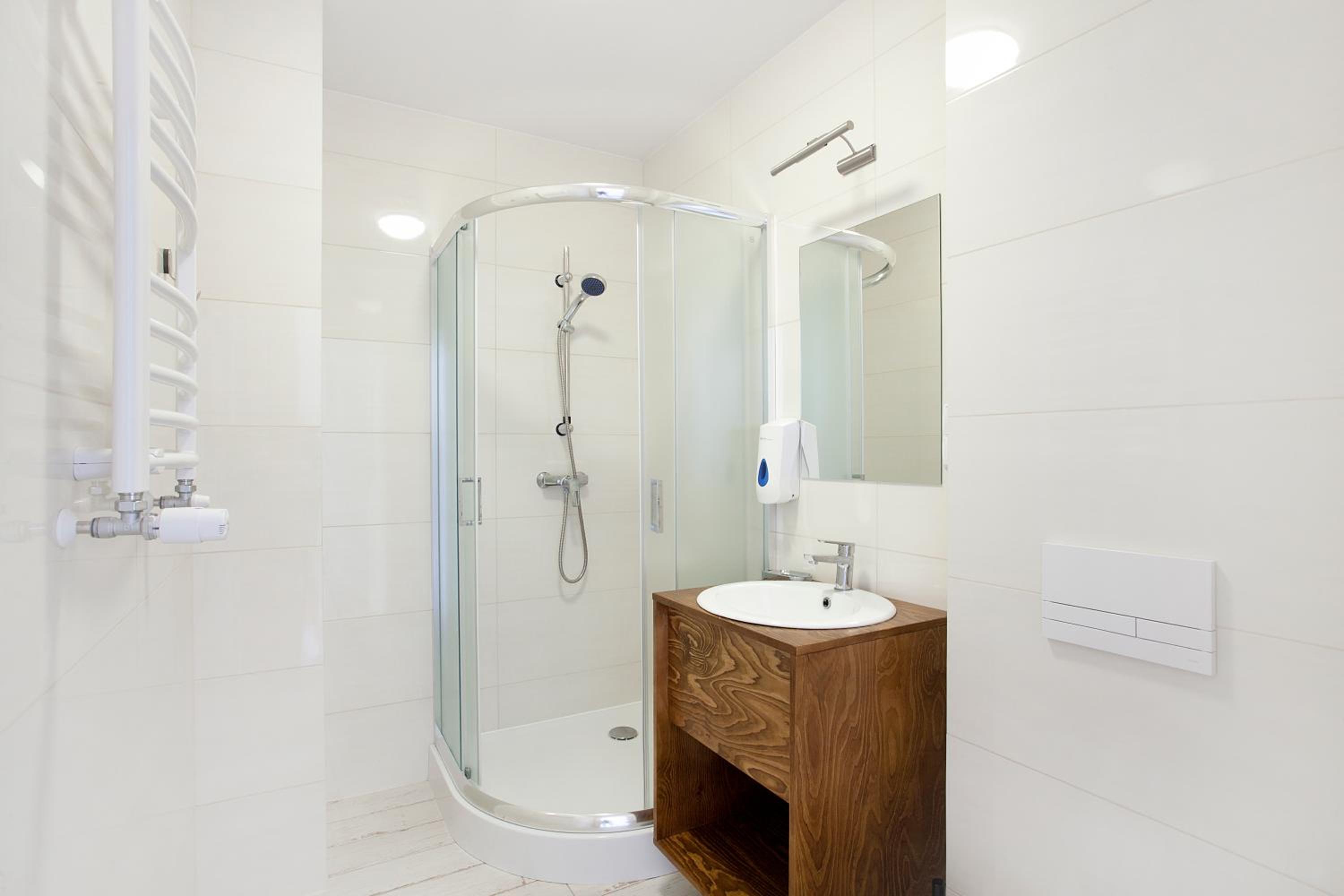 Double Room with Private Bathroom - Photo 1