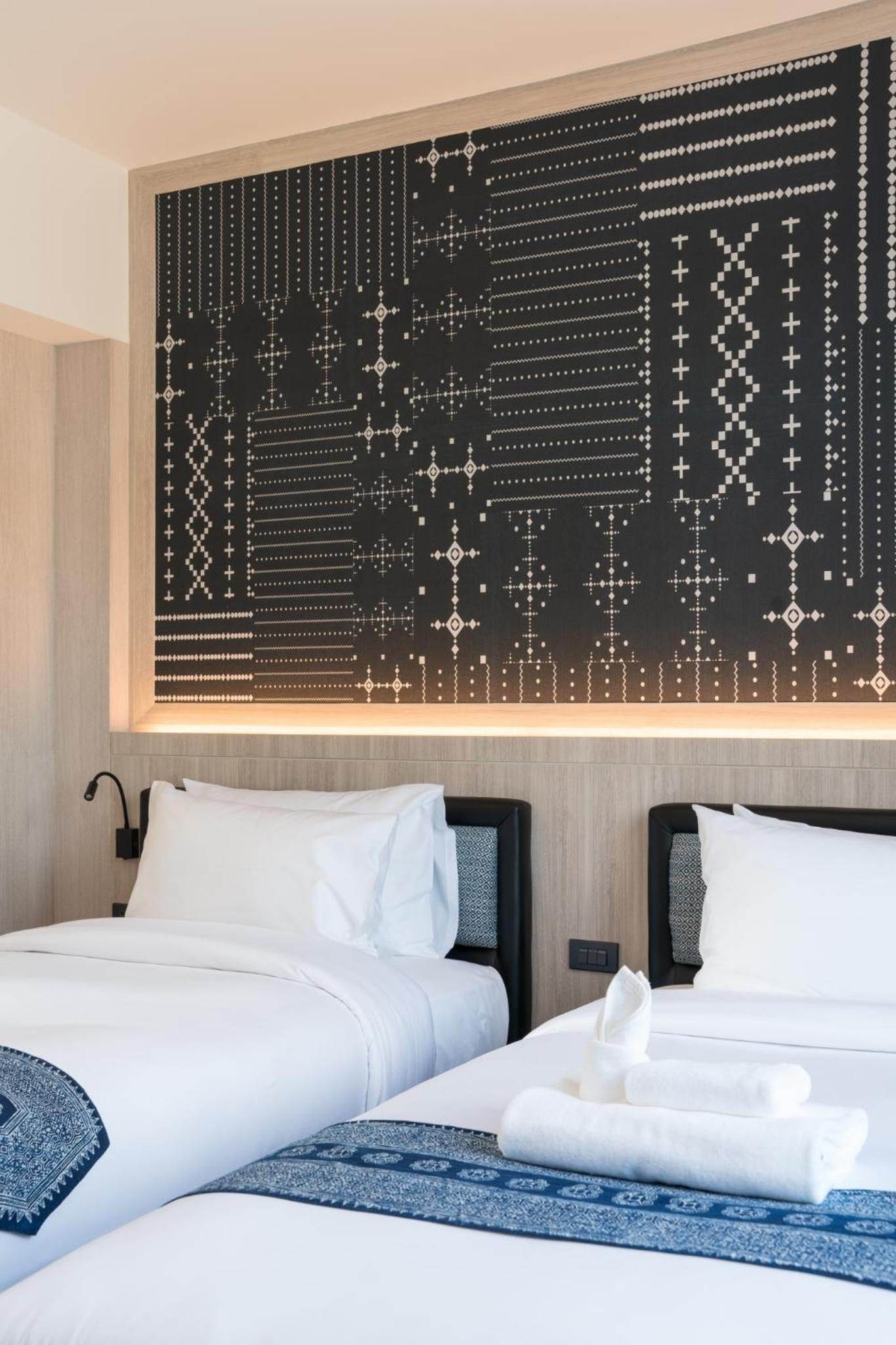 Standard Twin Room - Photo 4
