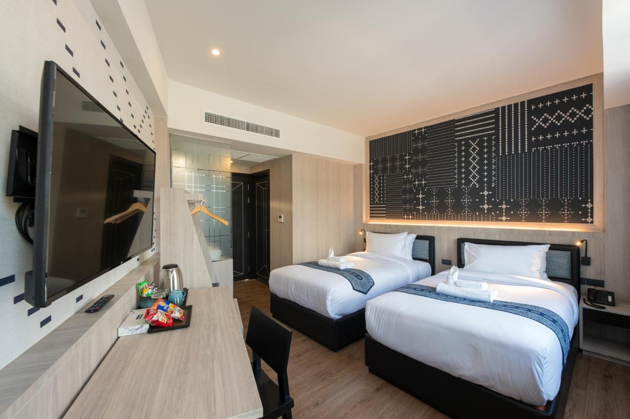 Standard Twin Room - Photo 7