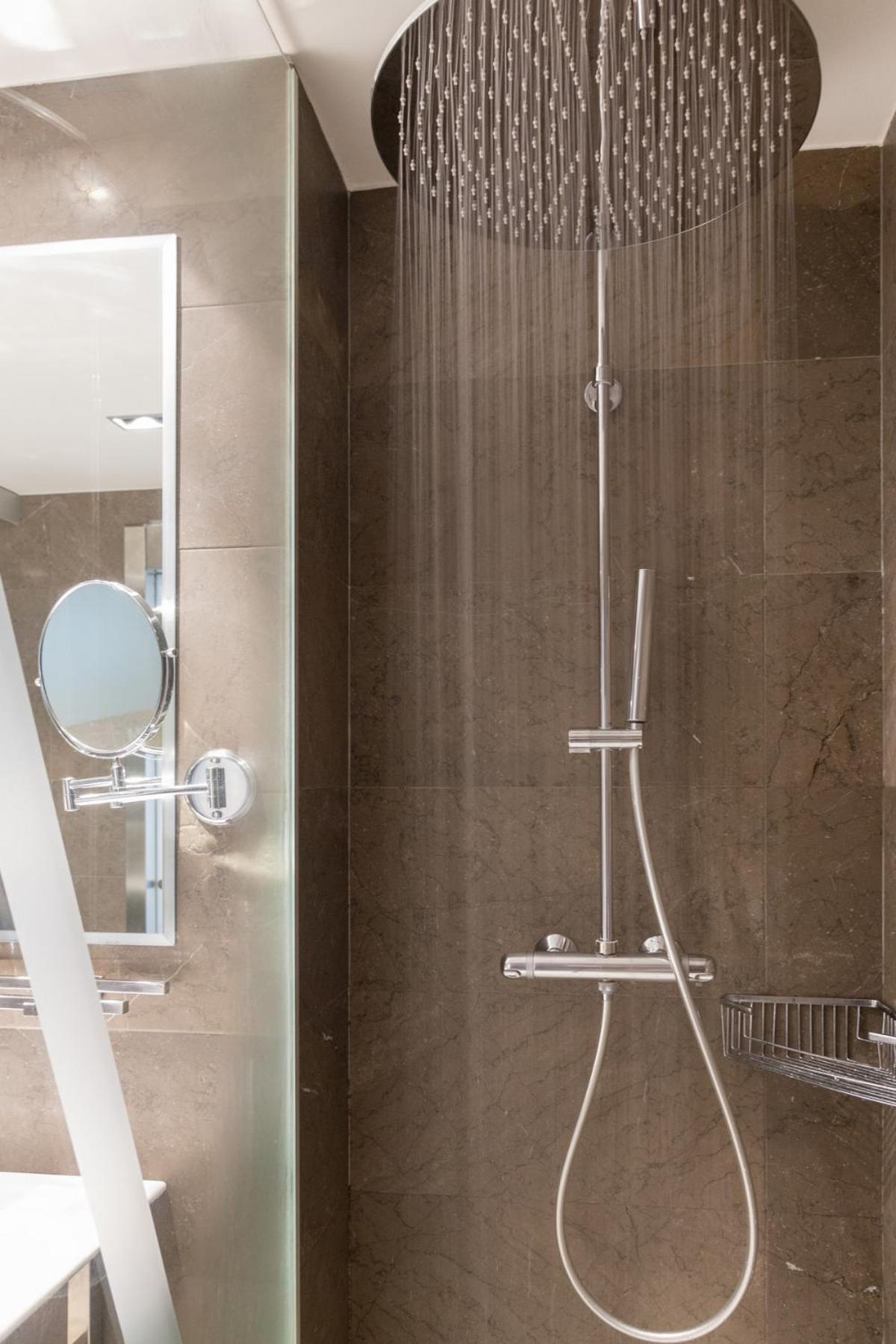ASTUR Double or Twin Room - Photo 7