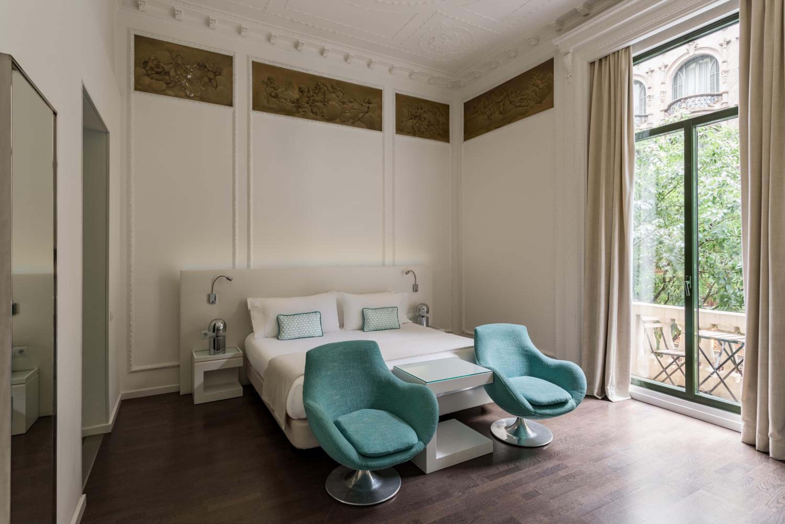 Junior Suite with Balcony photo 3