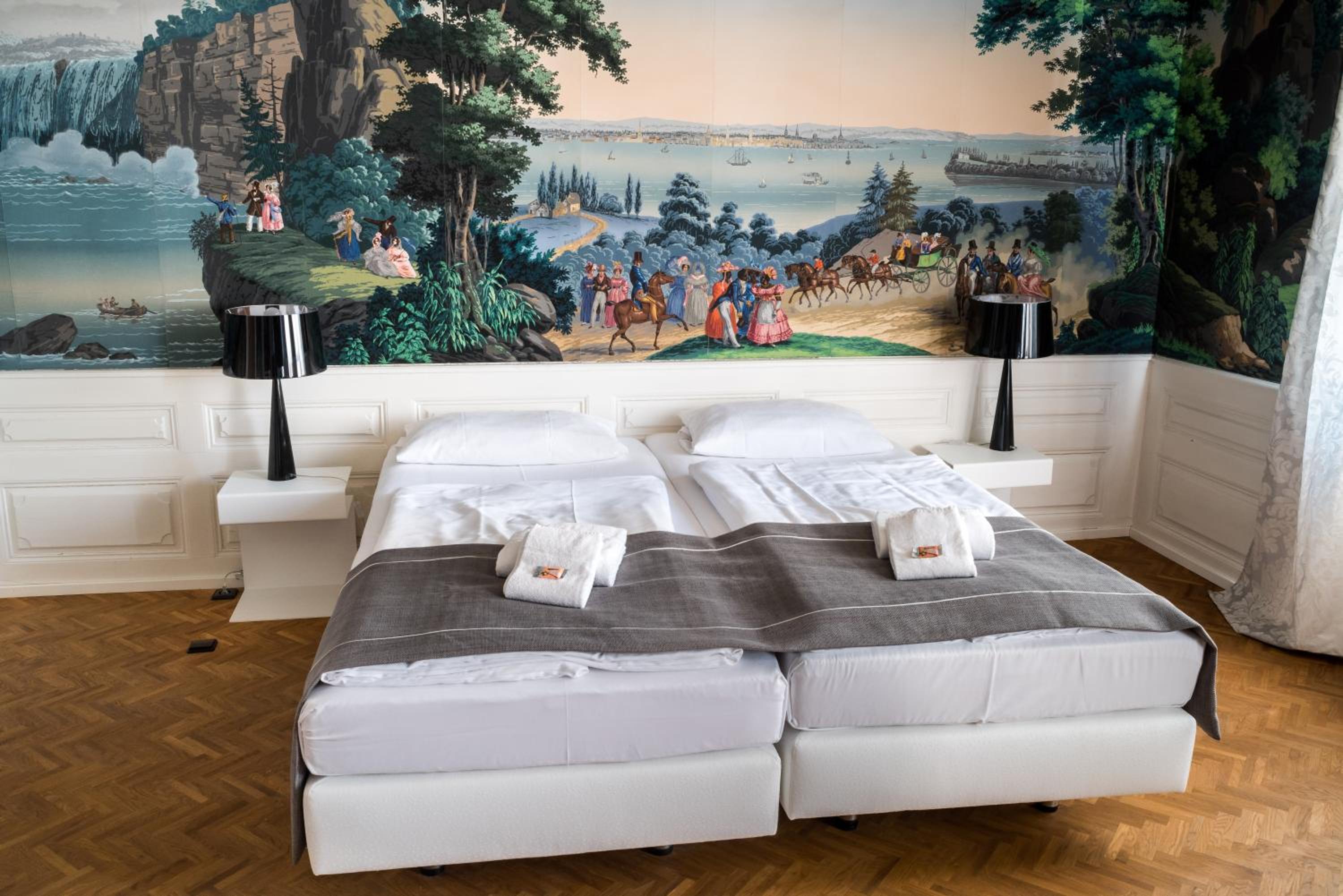 Deluxe Suite - Photo 3