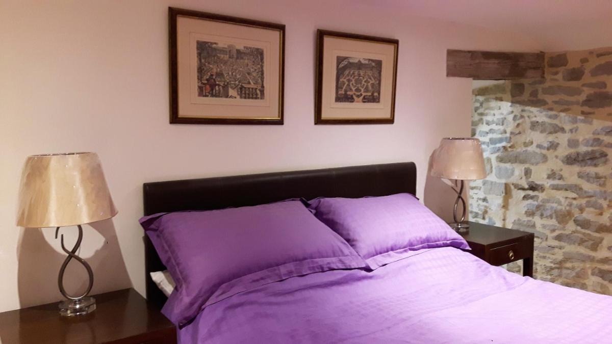 Queen Room photo 3