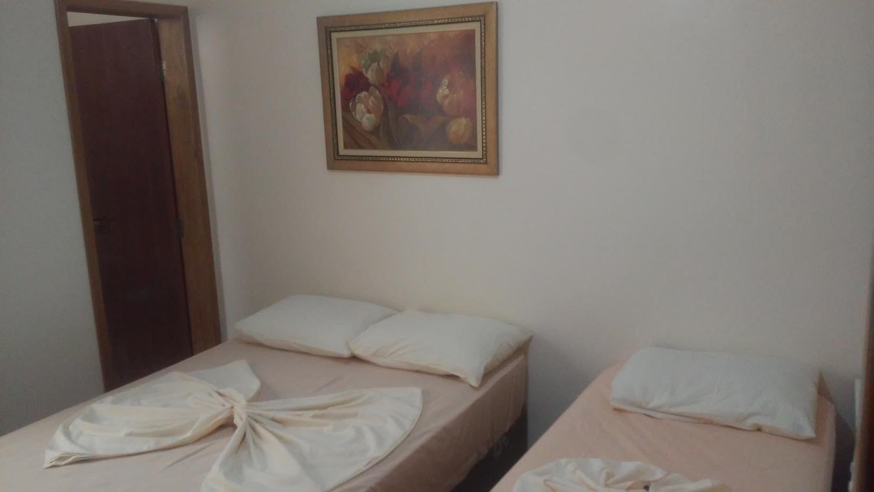 Suite - Photo 1