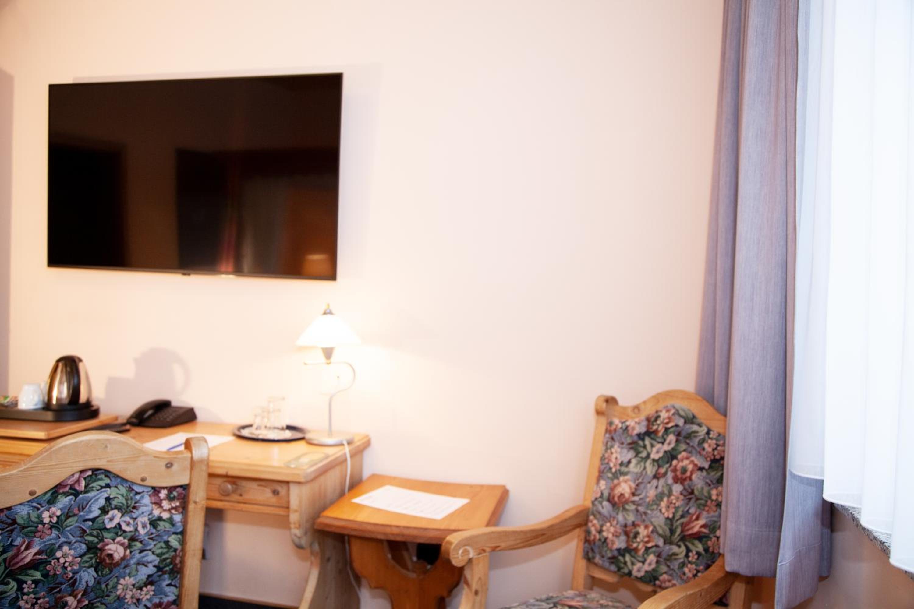 Double Room - Photo 2