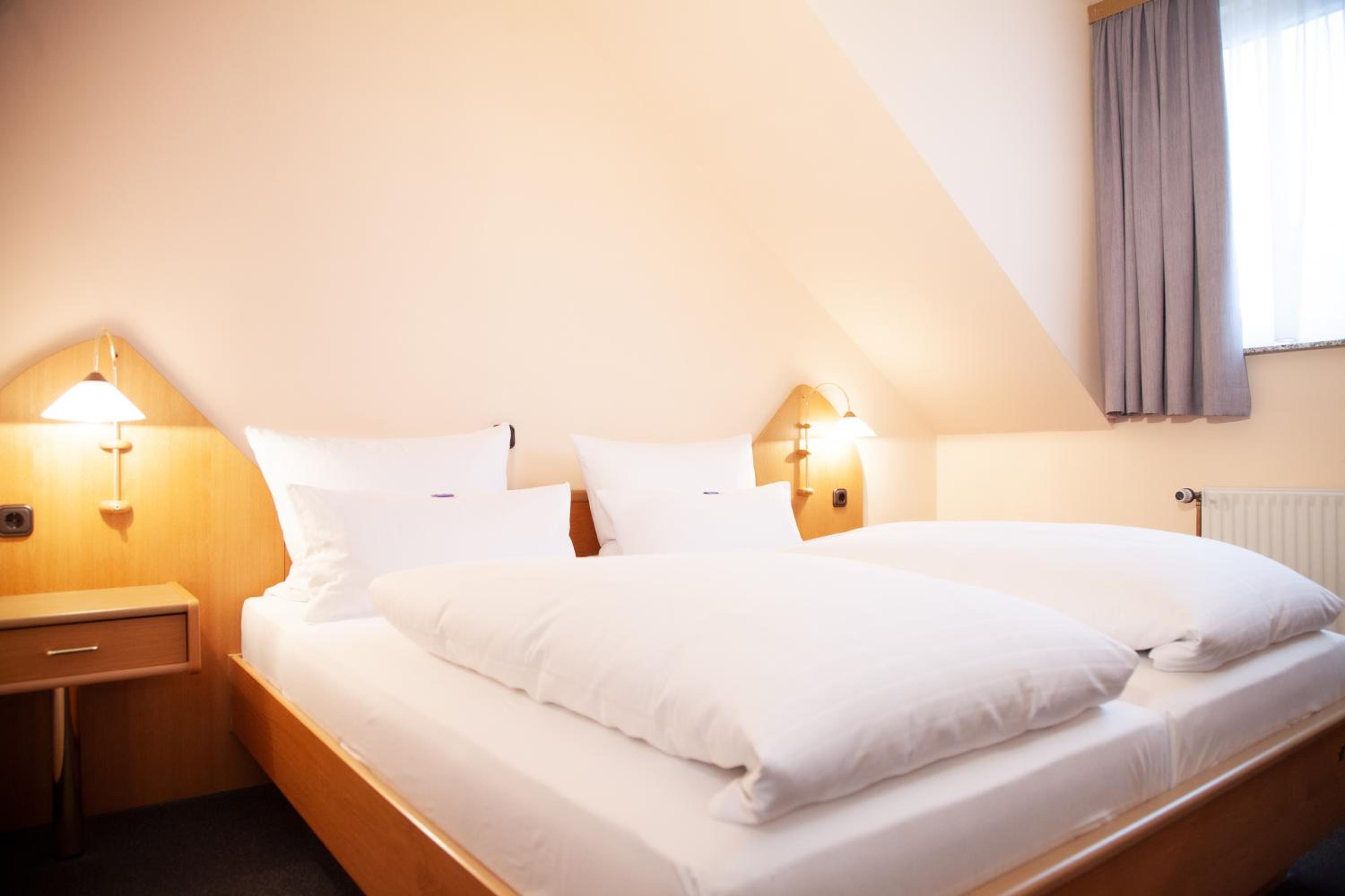 Double Room - Photo 26