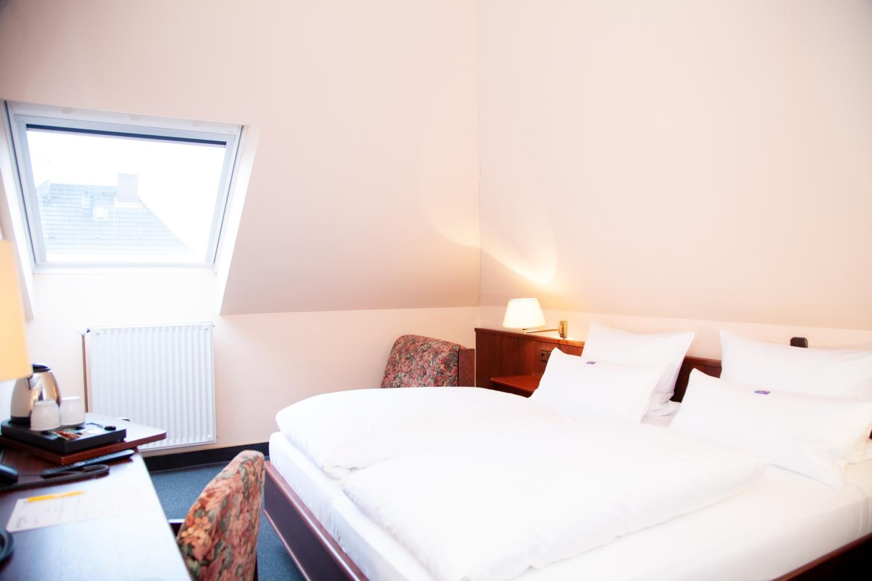 Double Room - Photo 10