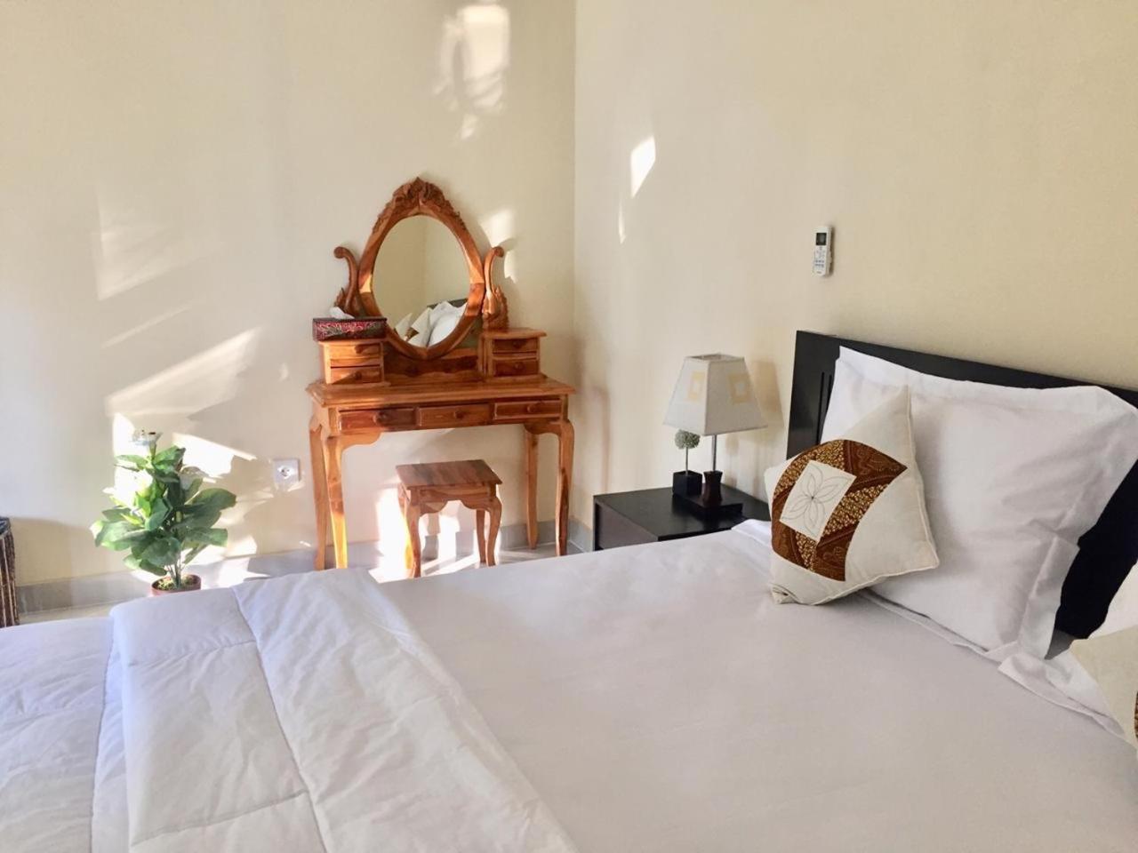 Deluxe Double Room - Photo 13