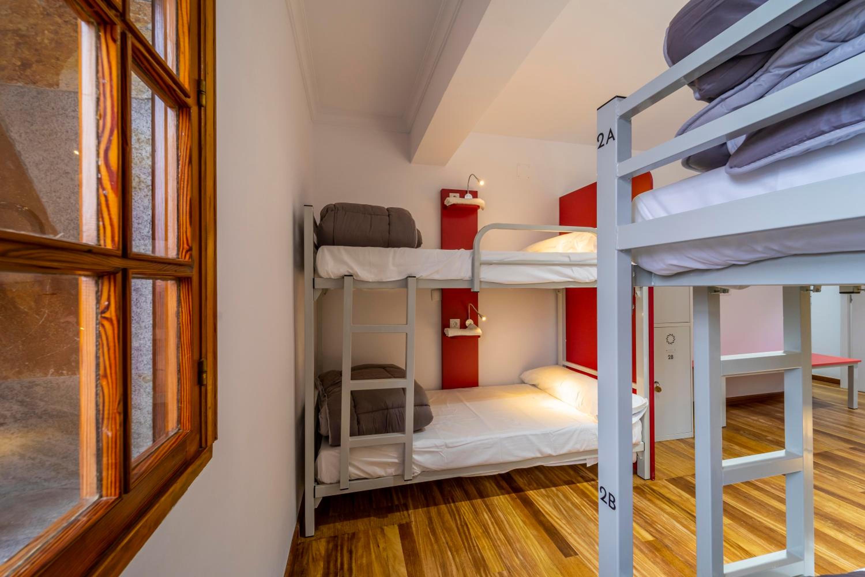 Bunk Bed in Mixed Dormitory Room