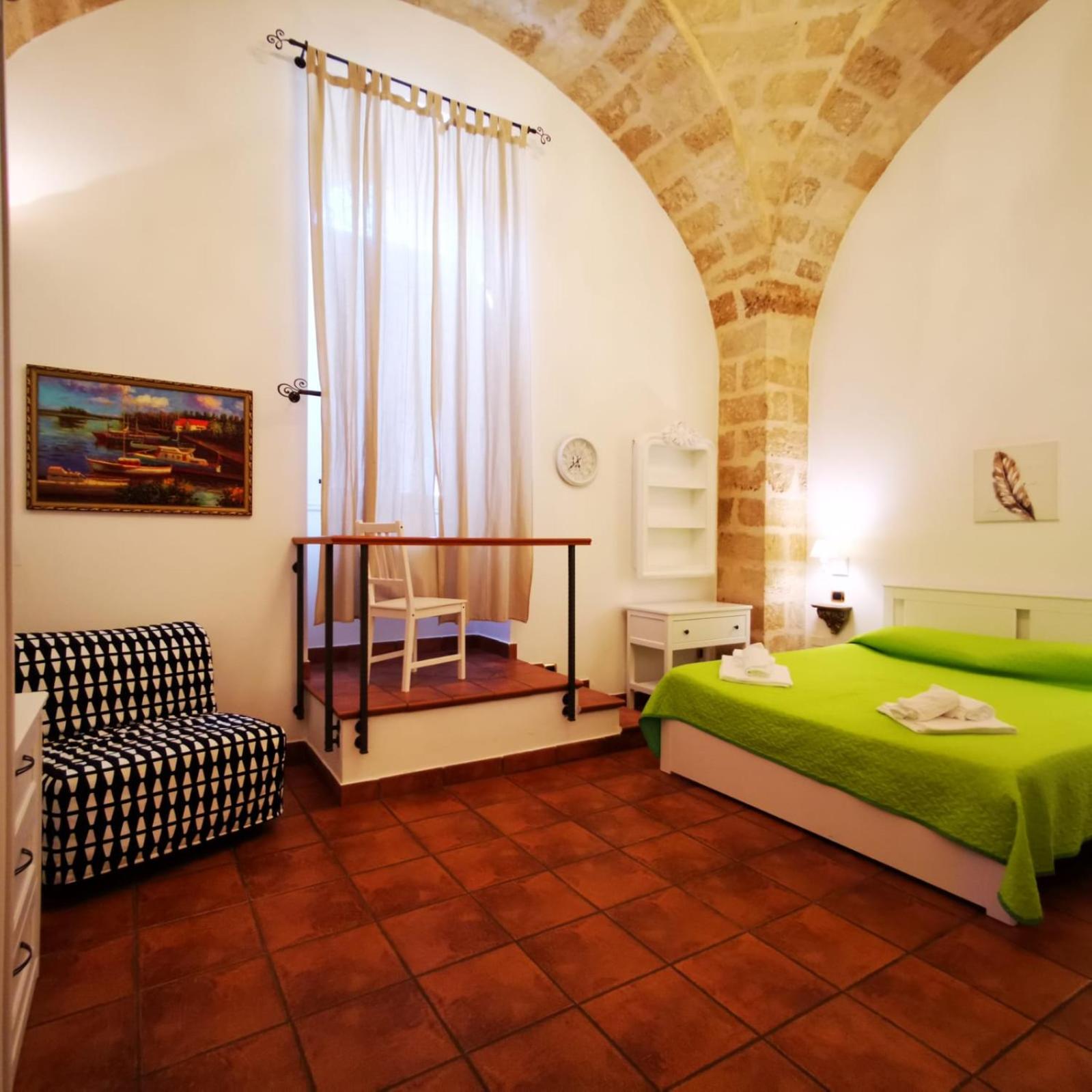 Deluxe Suite - Photo 11
