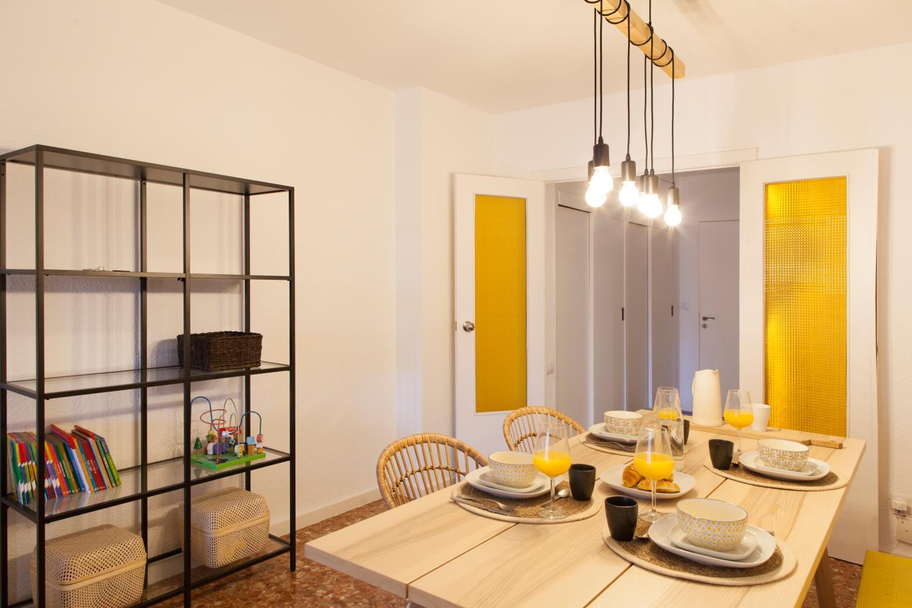 One-Bedroom Apartment - Photo 12