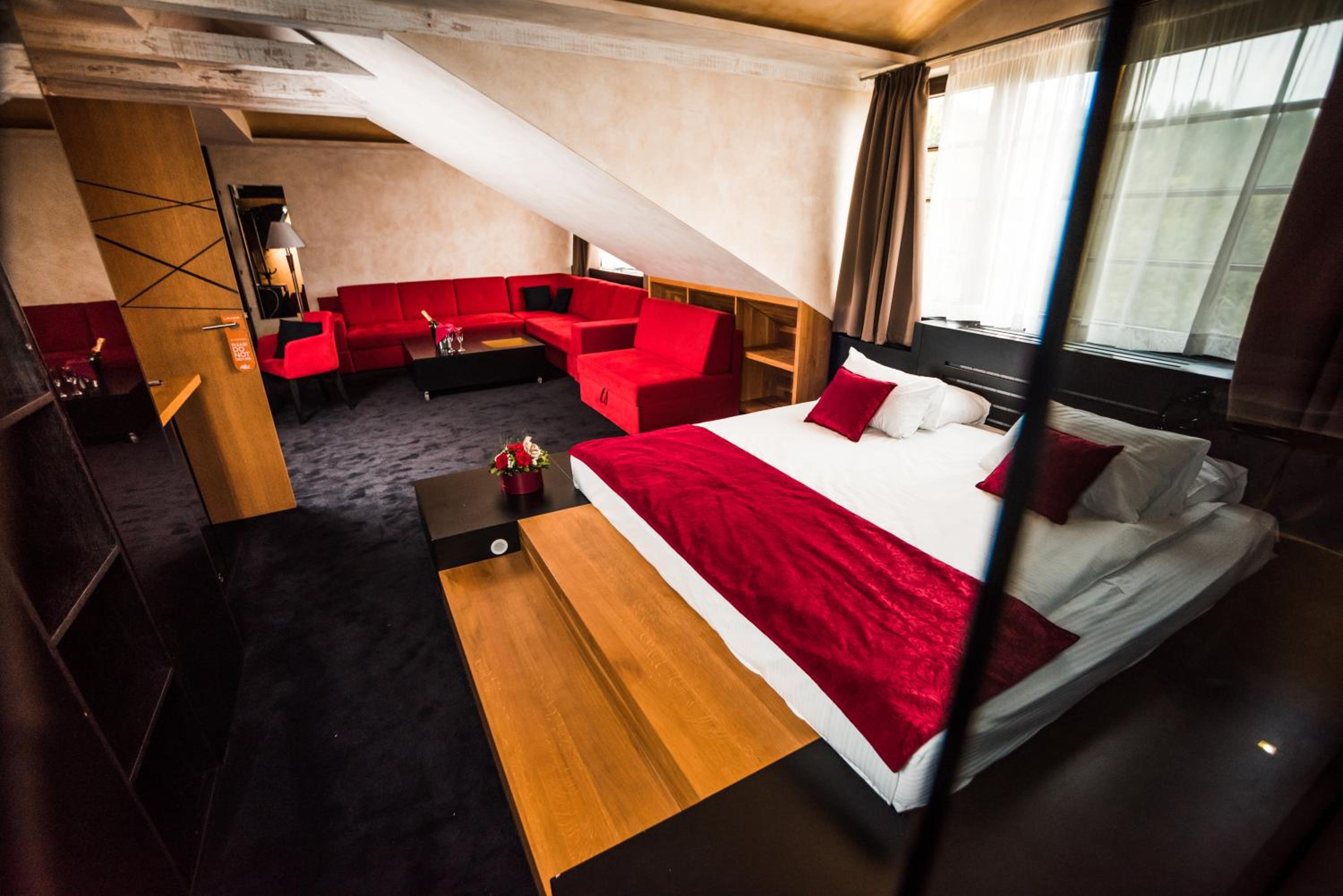 Suite photo 1