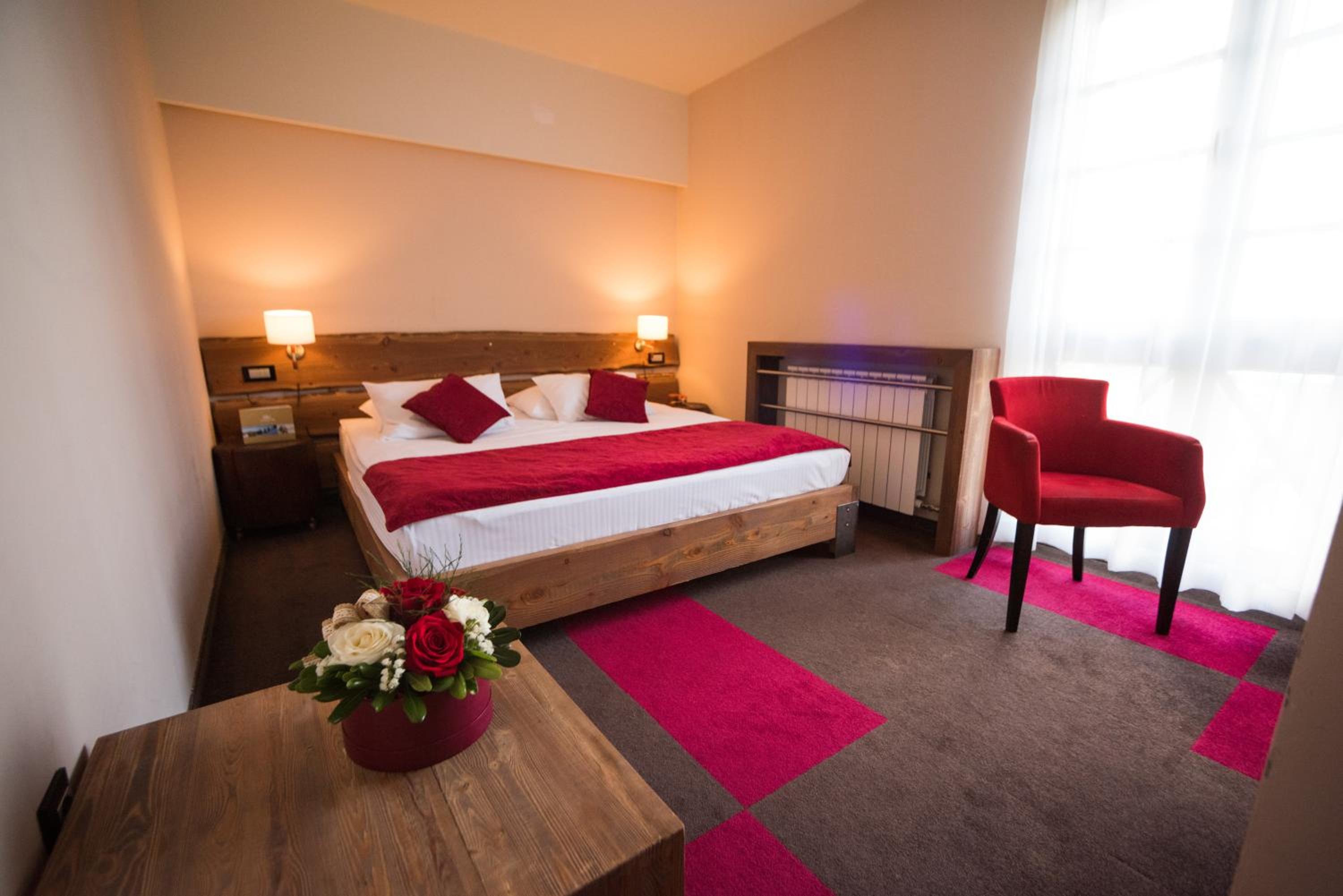 Double or Twin Room photo 3
