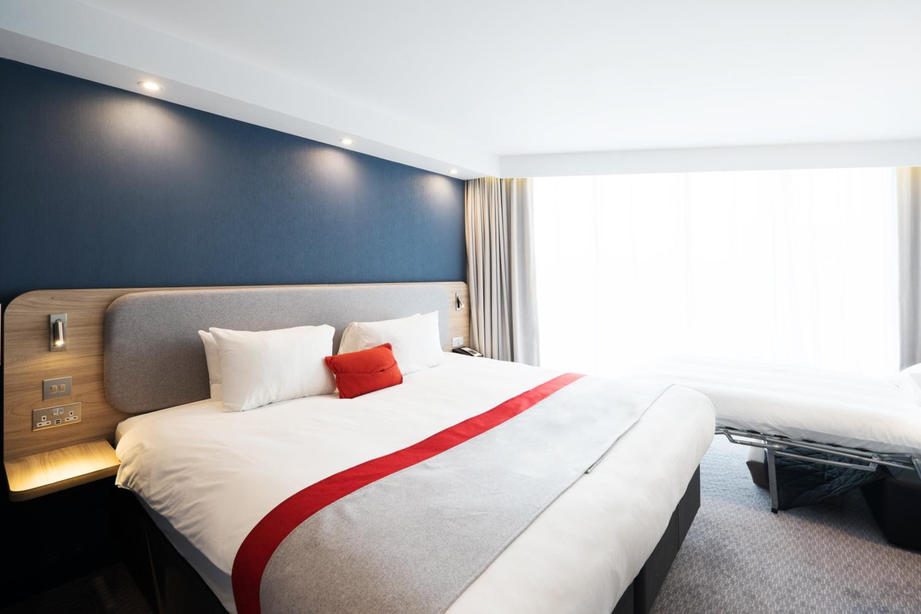 Standard Queen Room photo 1