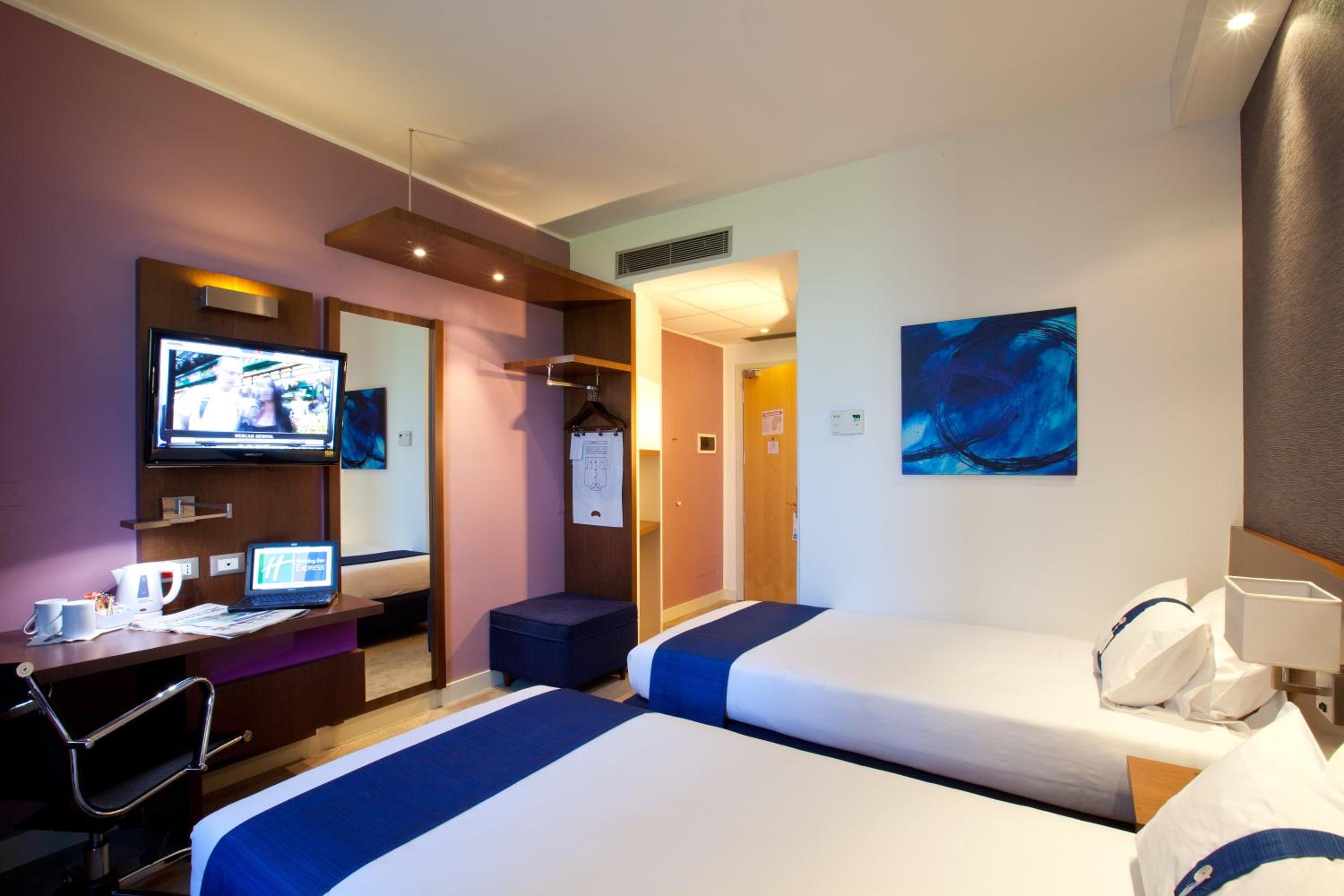 Standard King Room - Free Breakfast - Photo 2