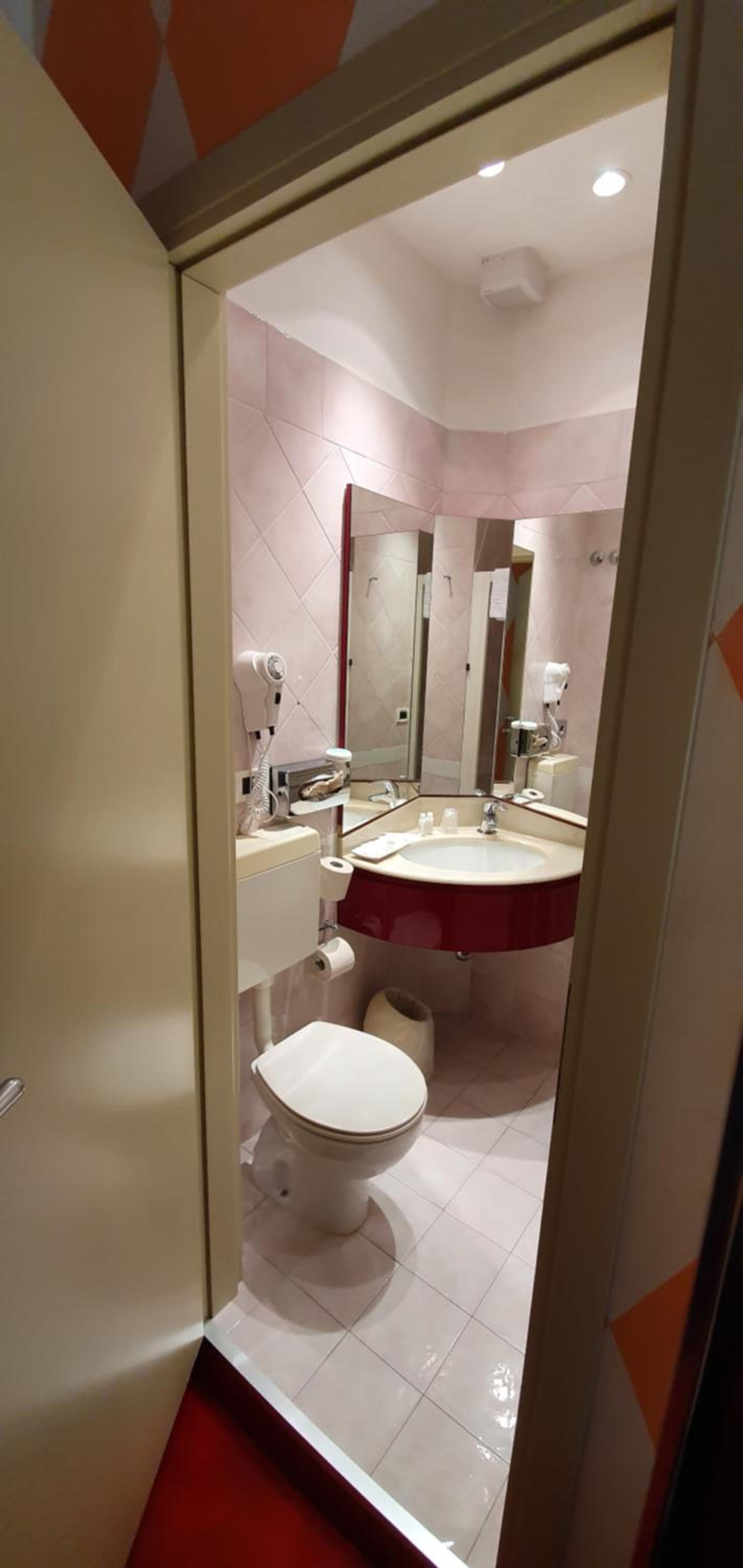 Single Room (no bidet) photo 2