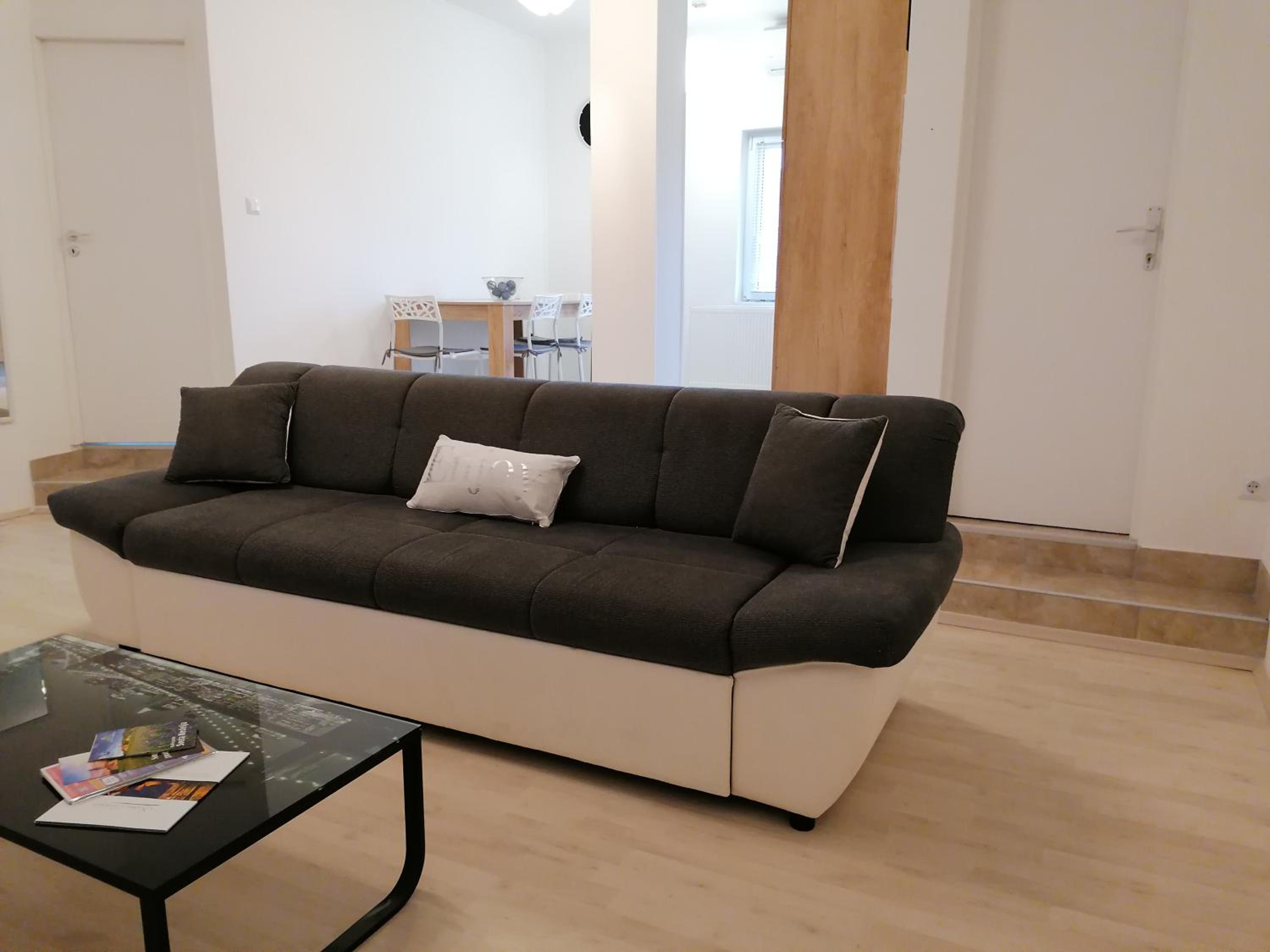 Two-Bedroom Apartment - Photo 16
