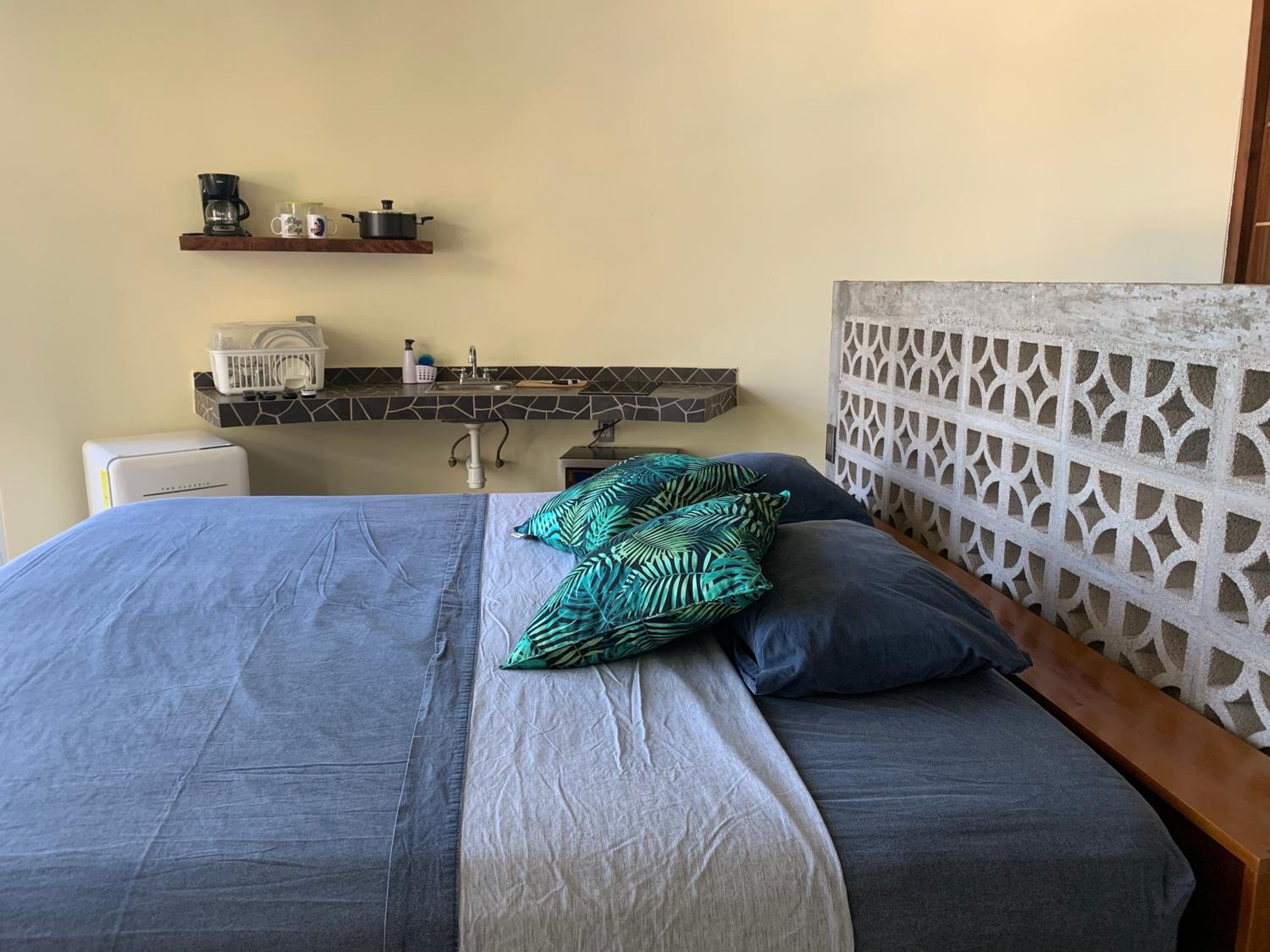 Apartment with Sea View - Photo 4