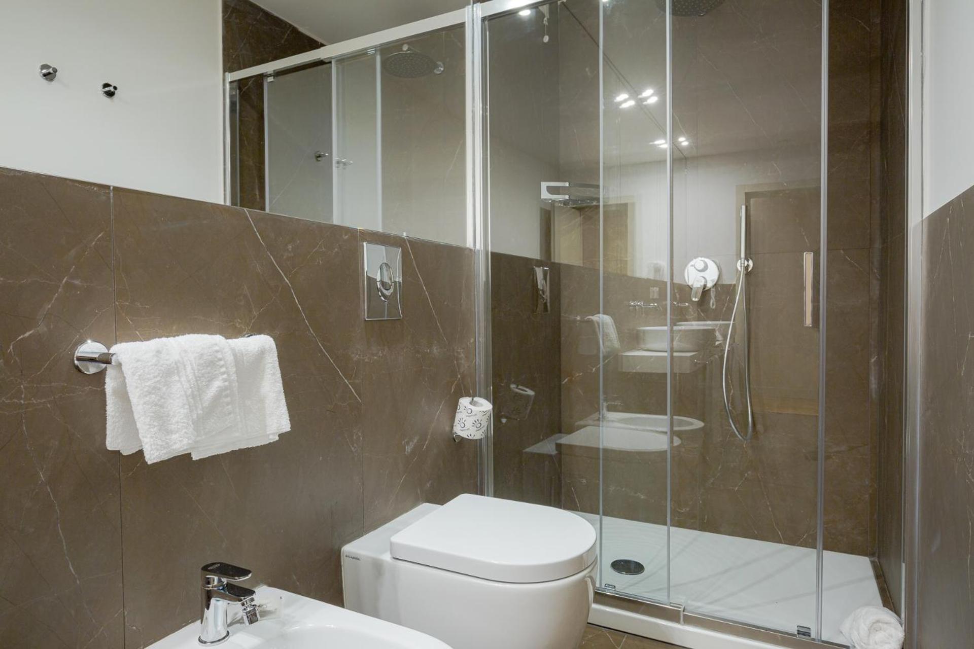 Superior Double Room - Photo 2