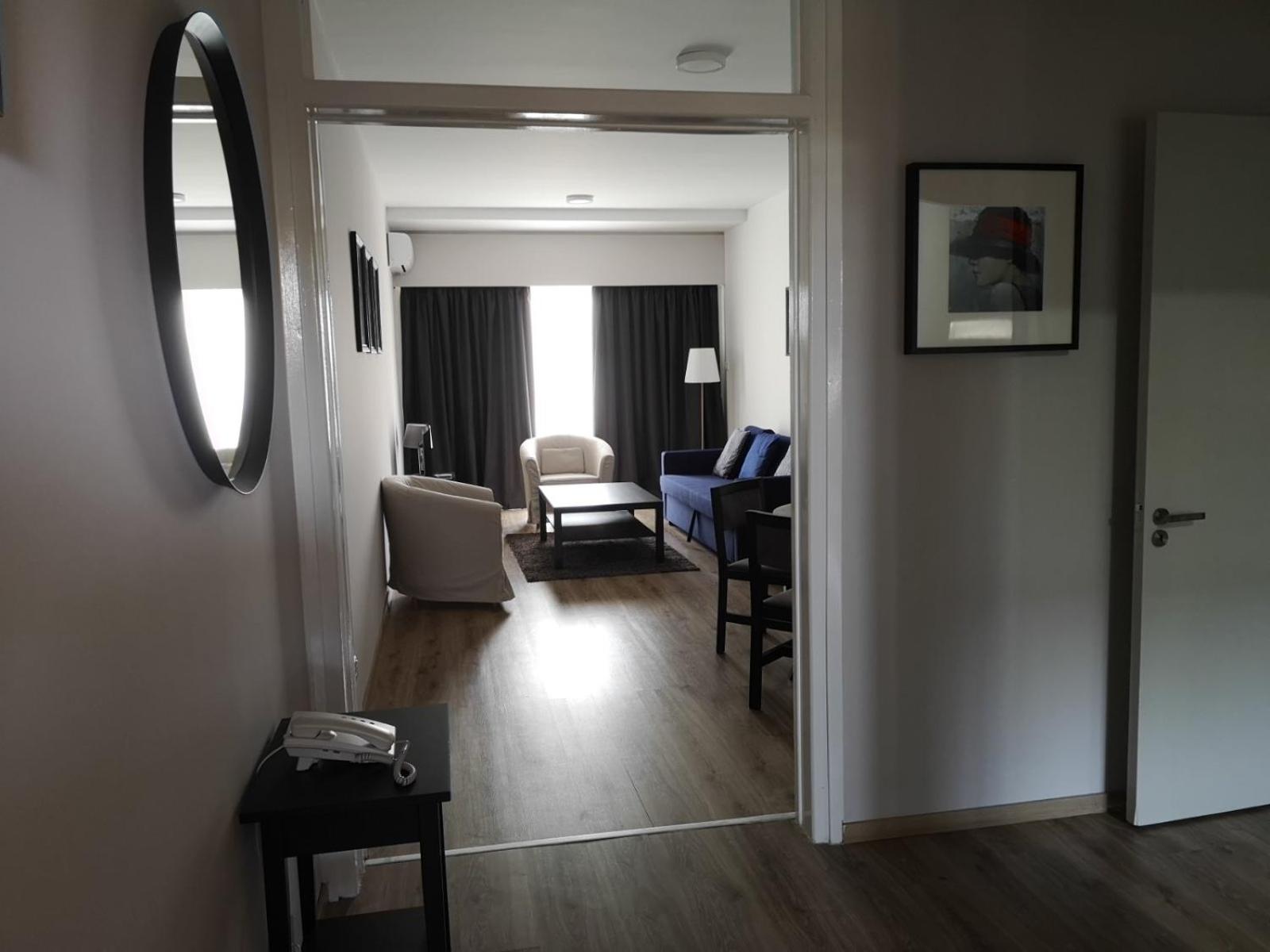 Two-Bedroom Apartment with Sea View (6 Adults) photo 1