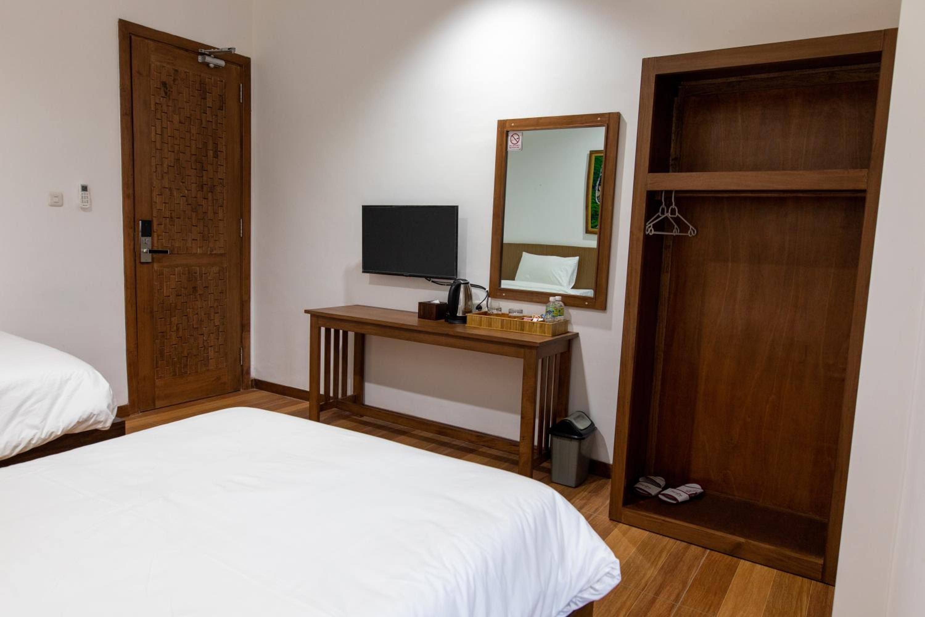Superior Double or Twin Room - Photo 1