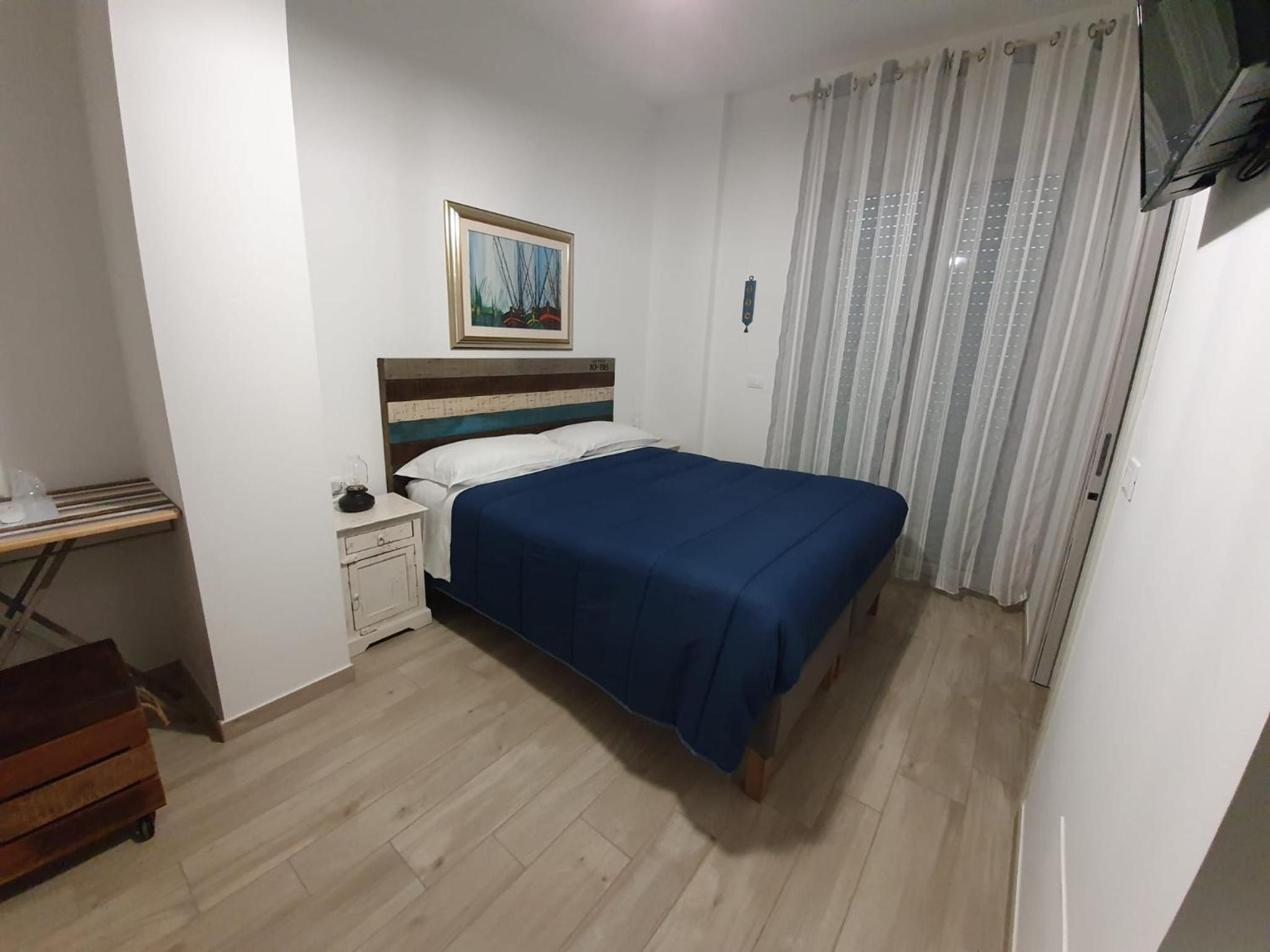 Large Double or Twin Room photo 2