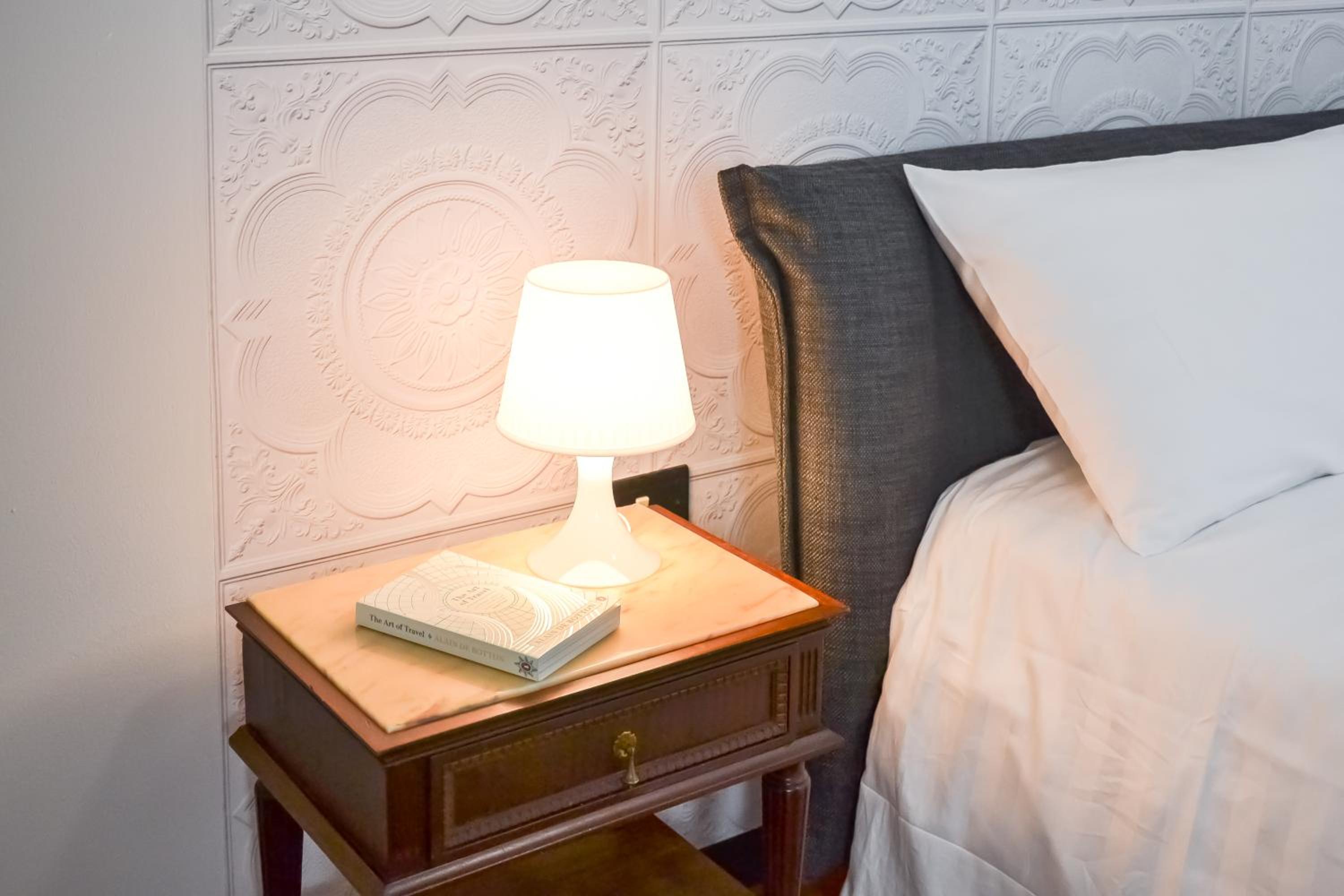 Junior Suite with Balcony - Photo 4