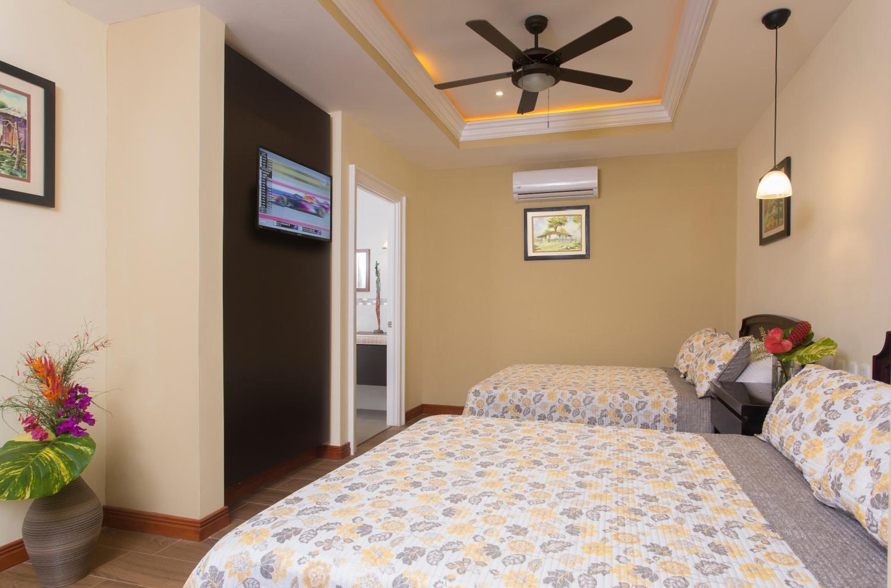 Twin Room with Garden View photo 3