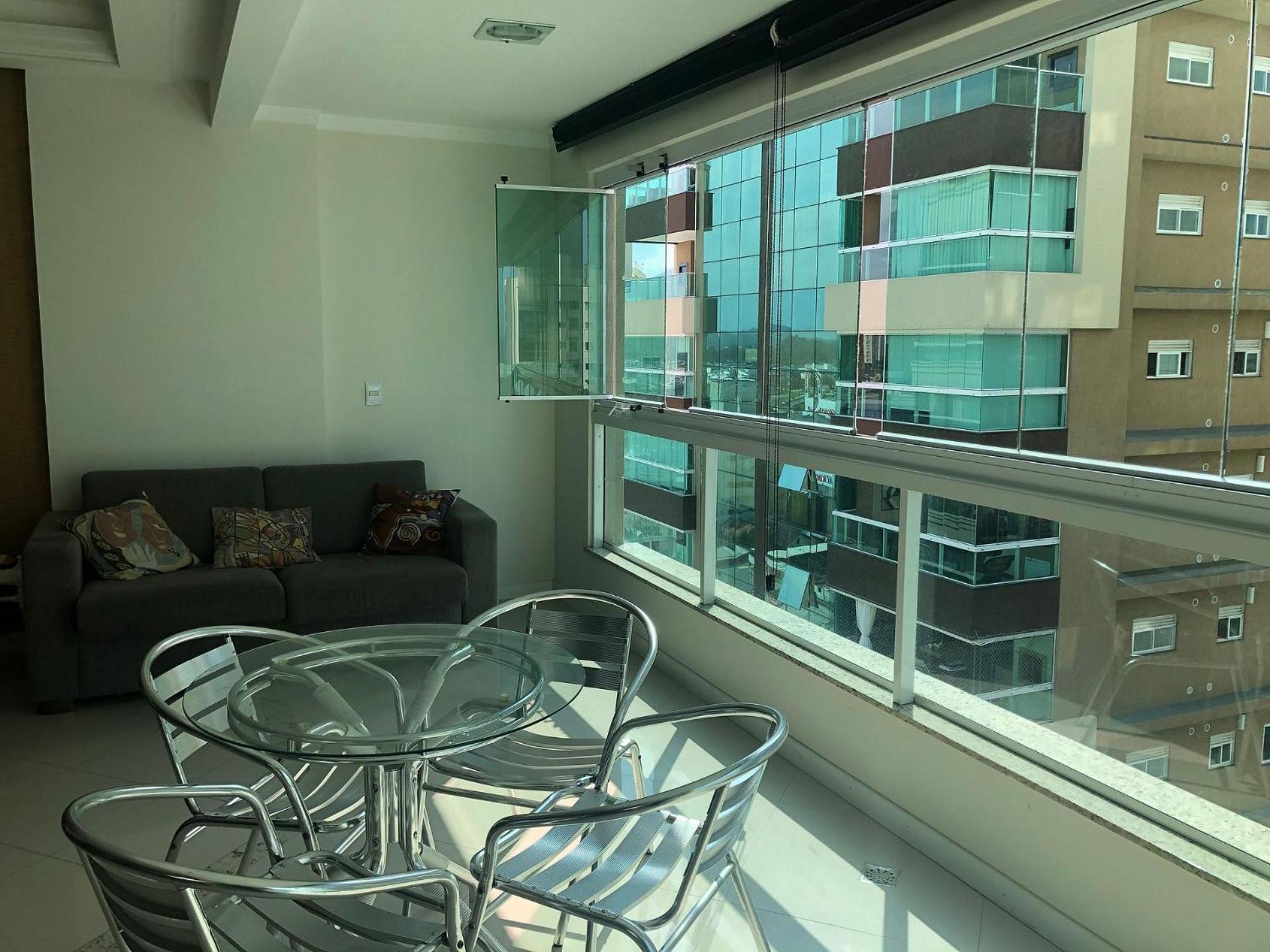 Deluxe Apartment photo 2