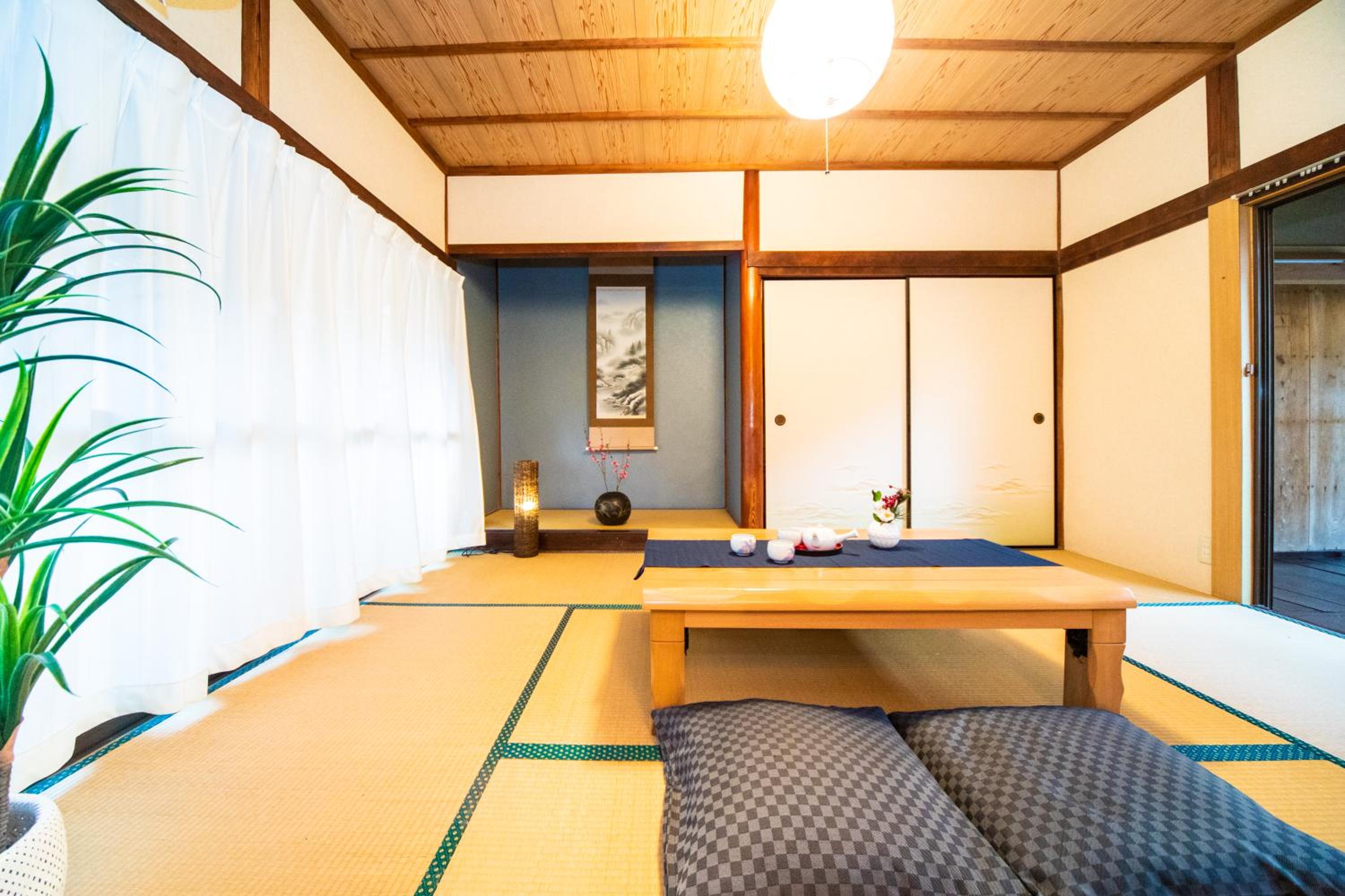 Two-Bedroom House - Photo 45