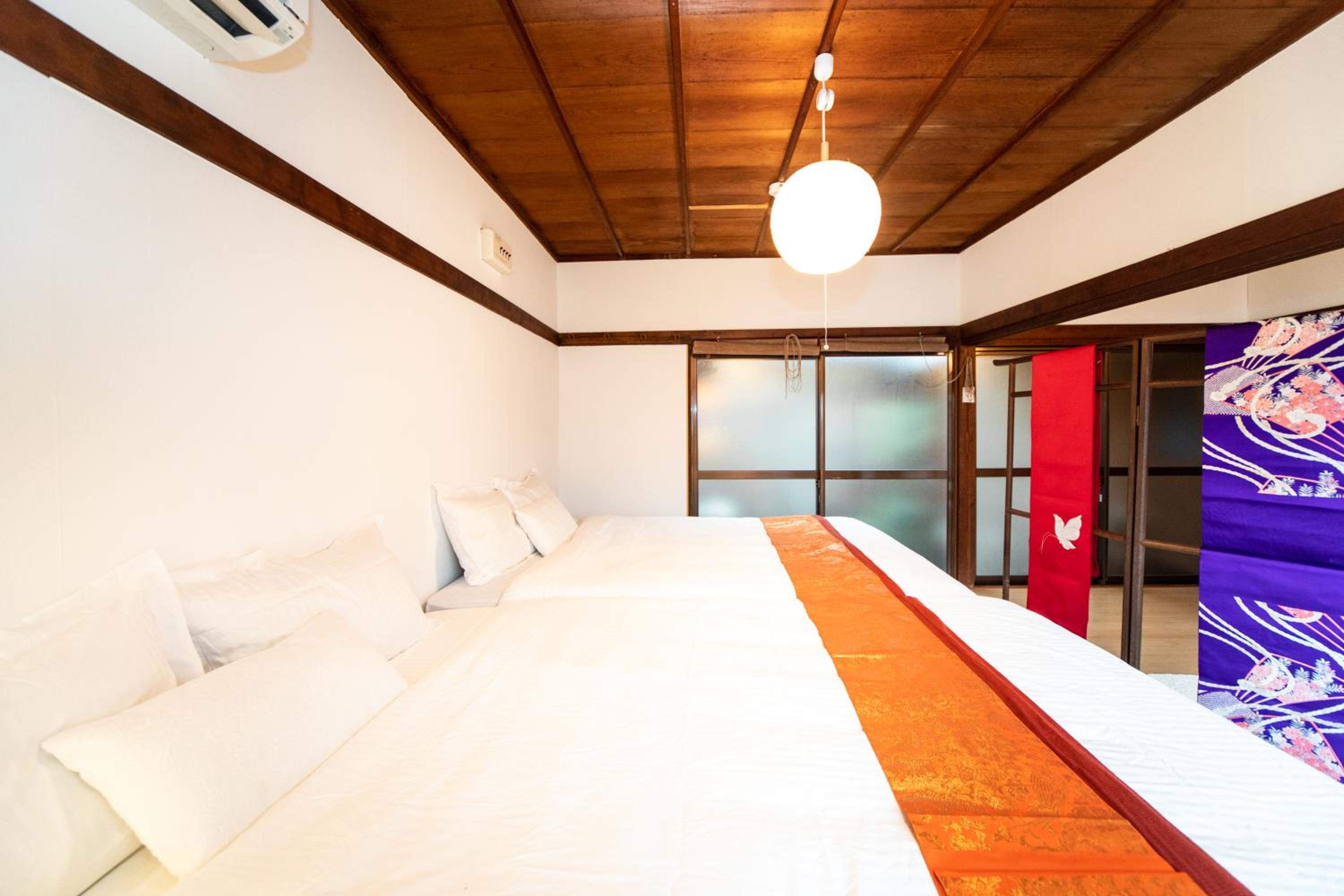 Two-Bedroom House - Photo 30