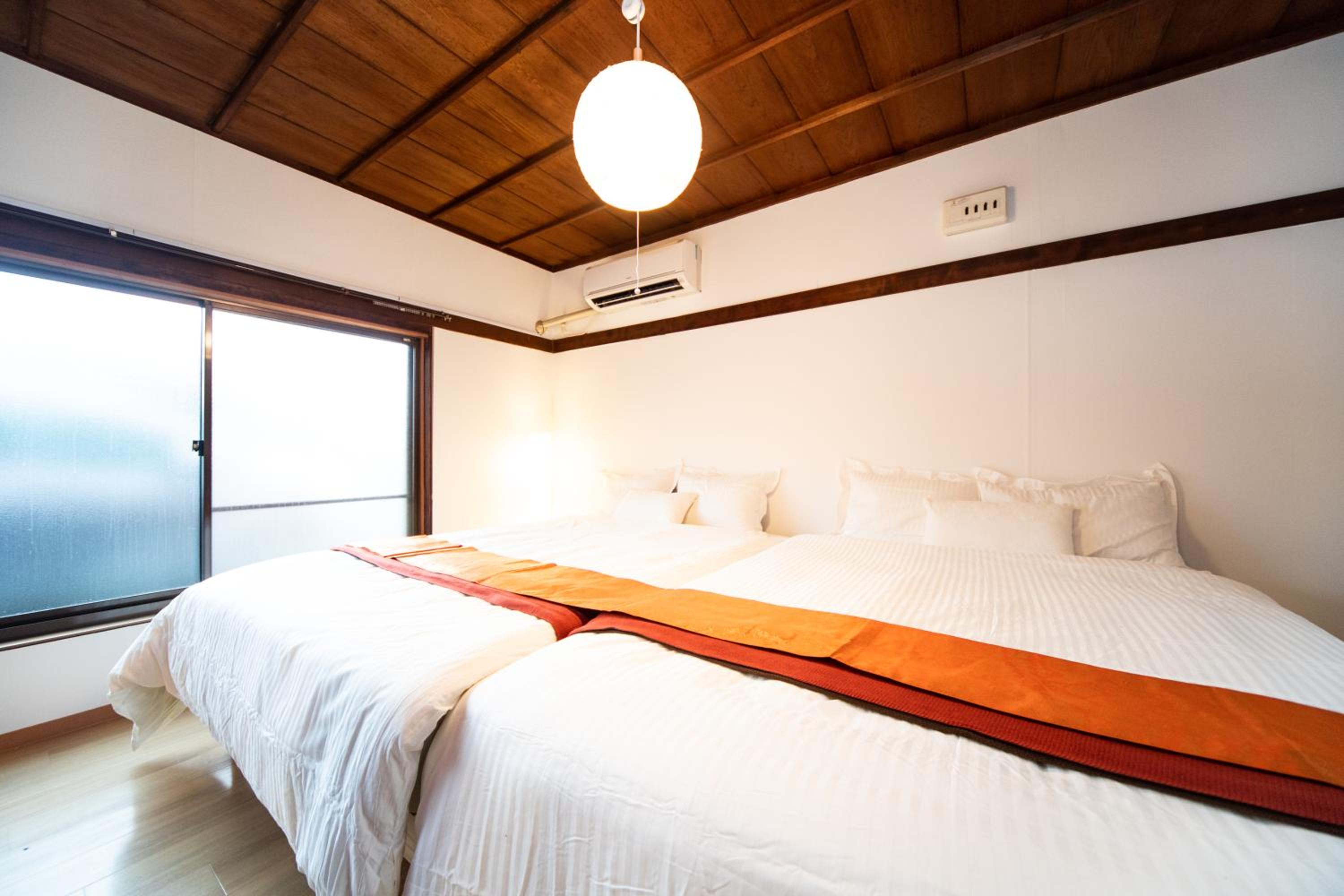 Two-Bedroom House - Photo 27