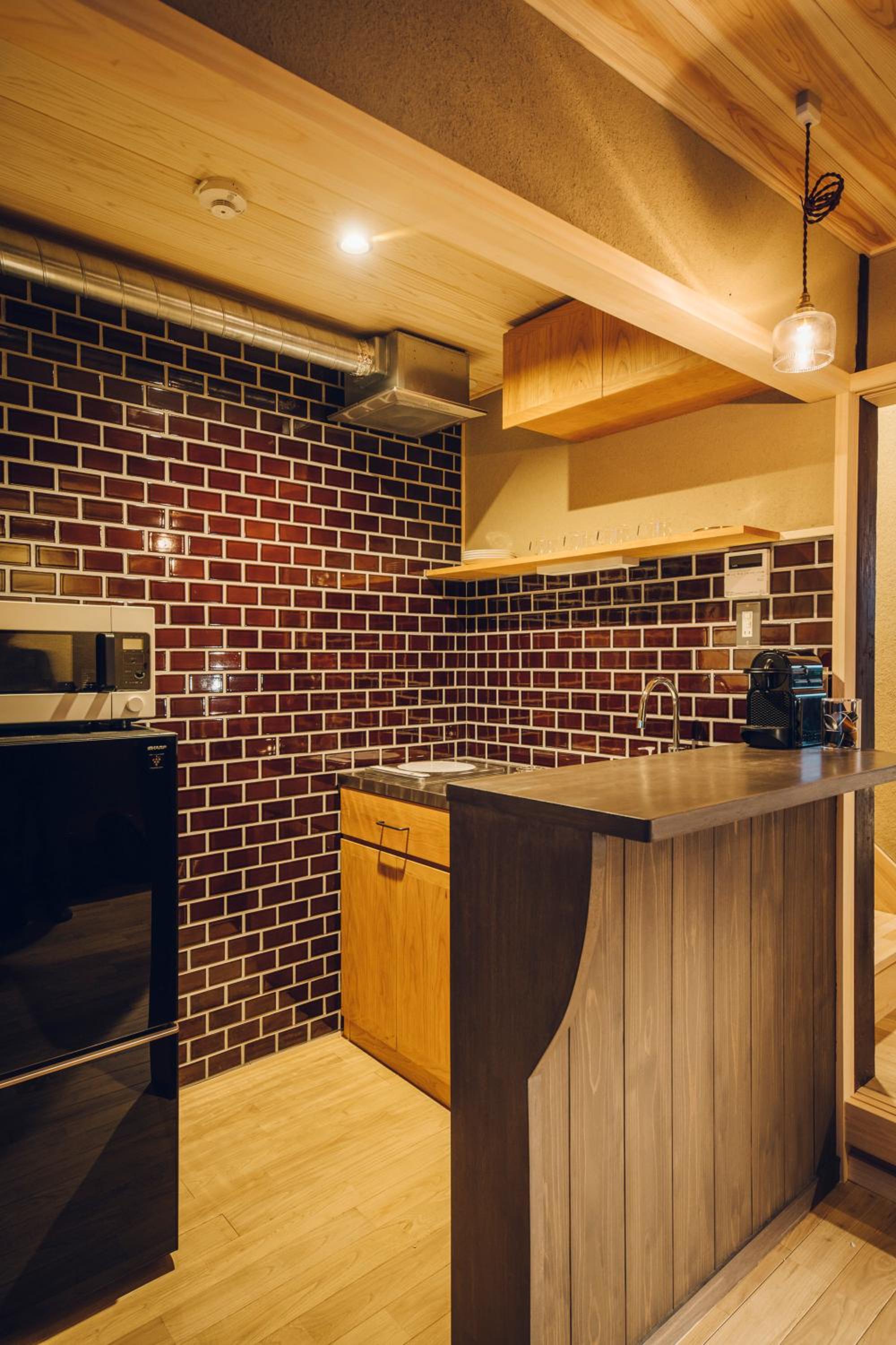 Two-Bedroom House - Photo 23