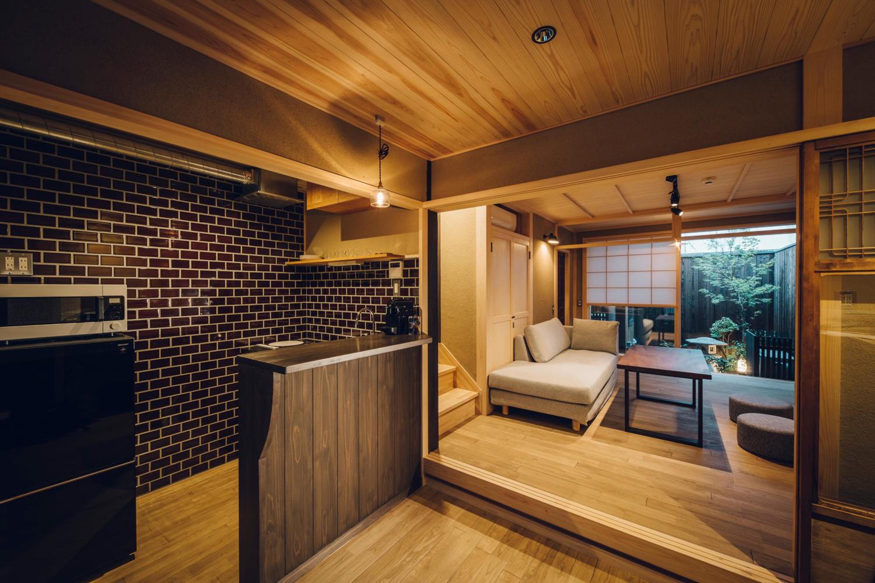 Two-Bedroom House - Photo 14
