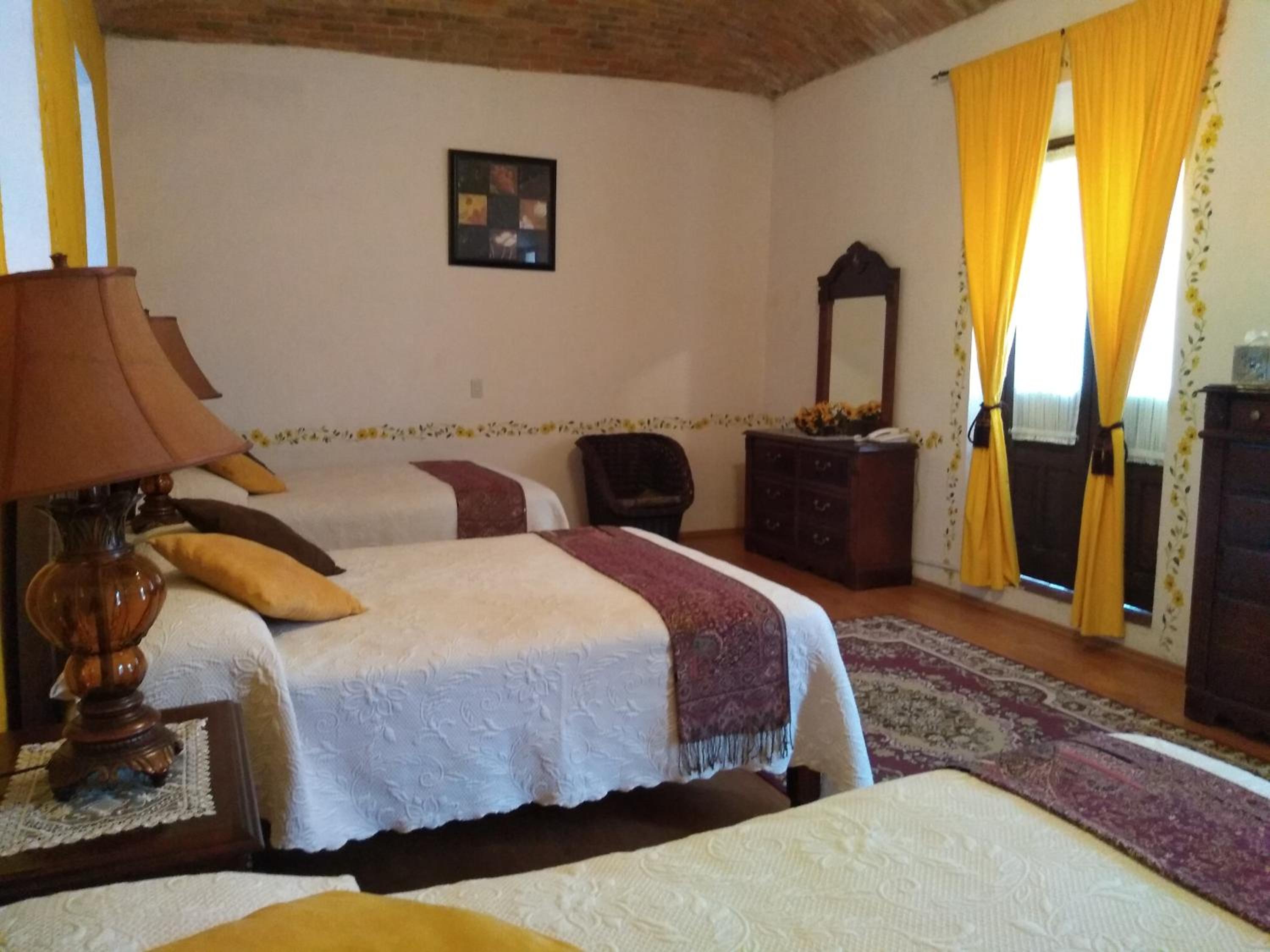 Deluxe Triple Room