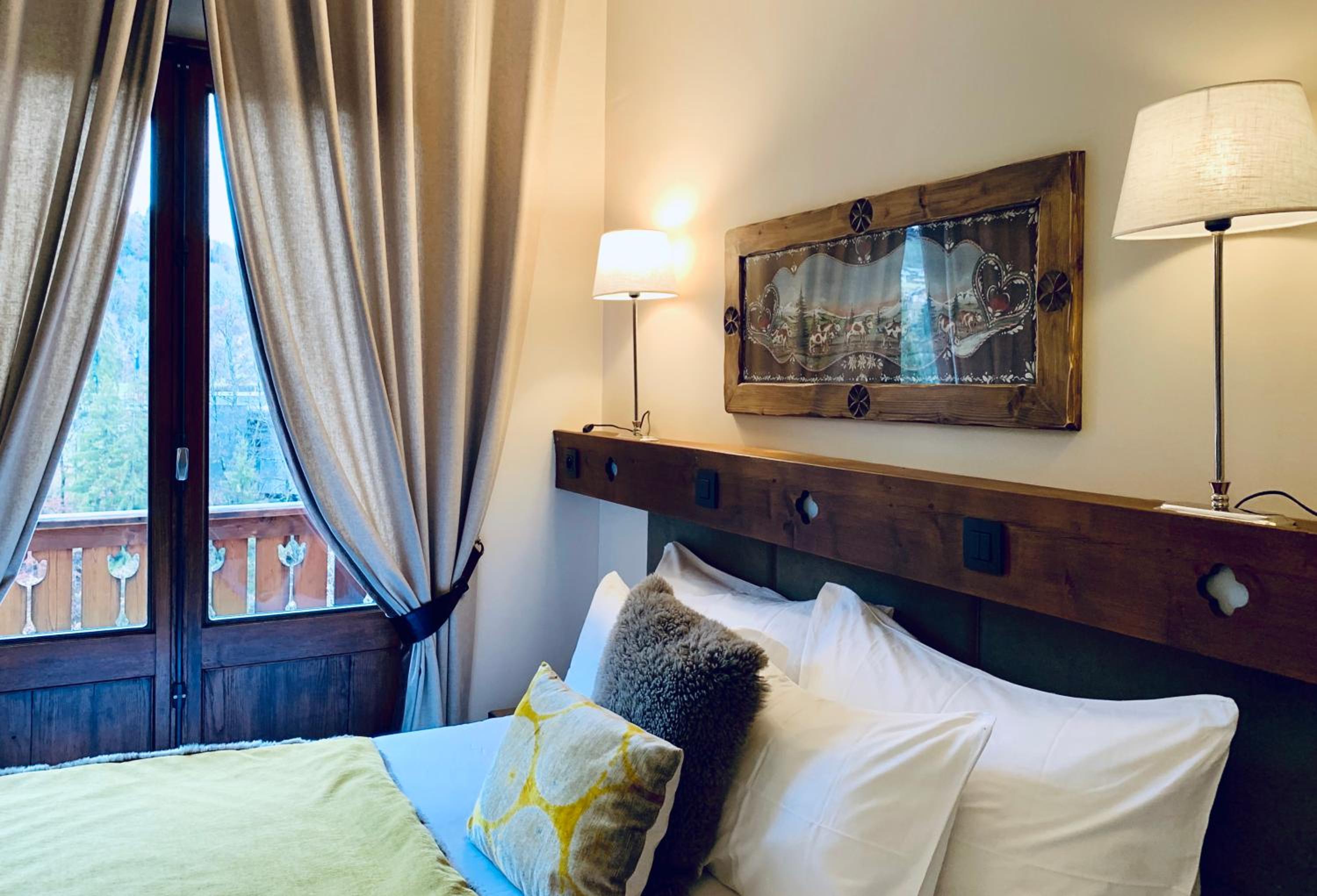 Junior Suite with Mountain View - Photo 13