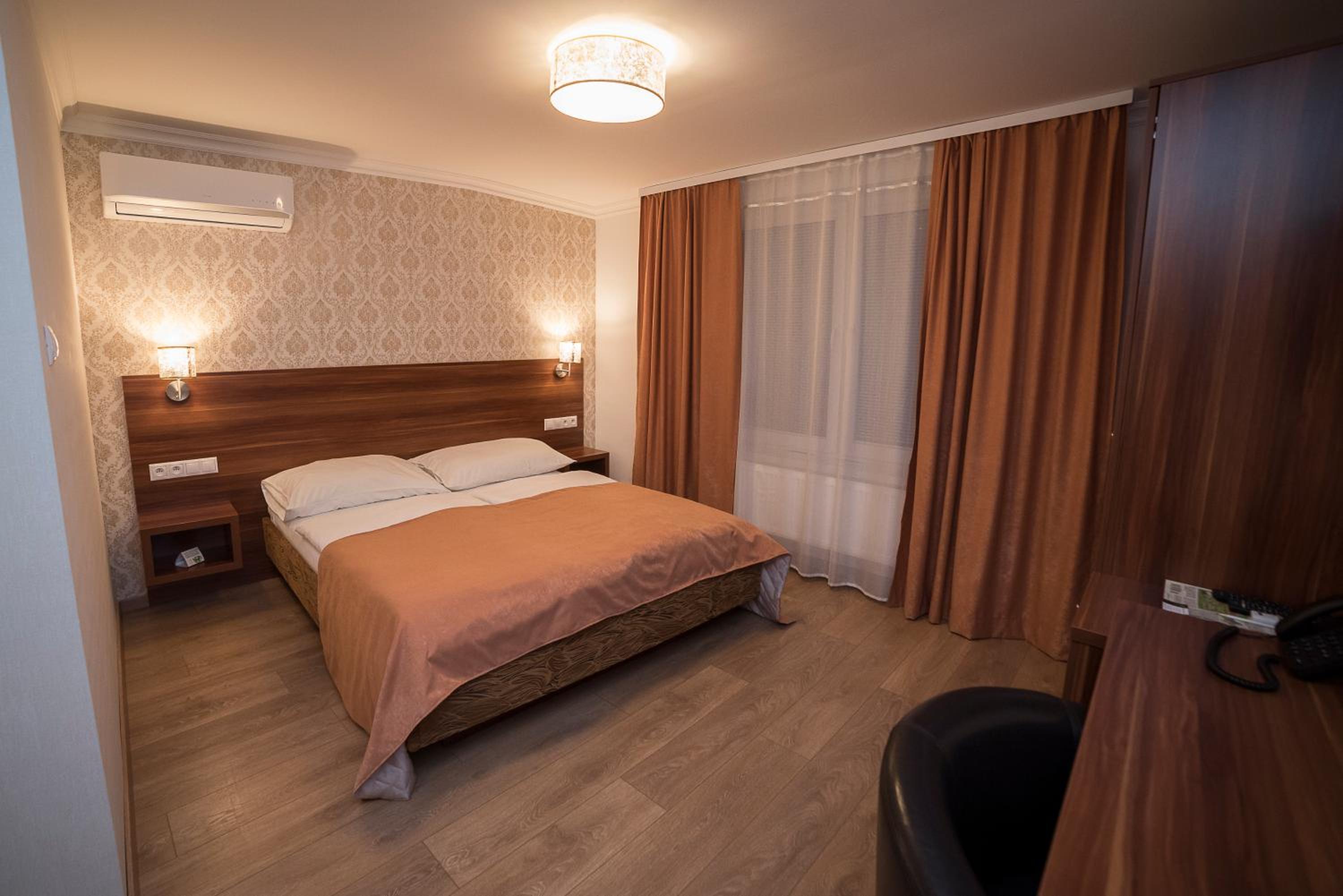 Standard Double Room - Photo 1