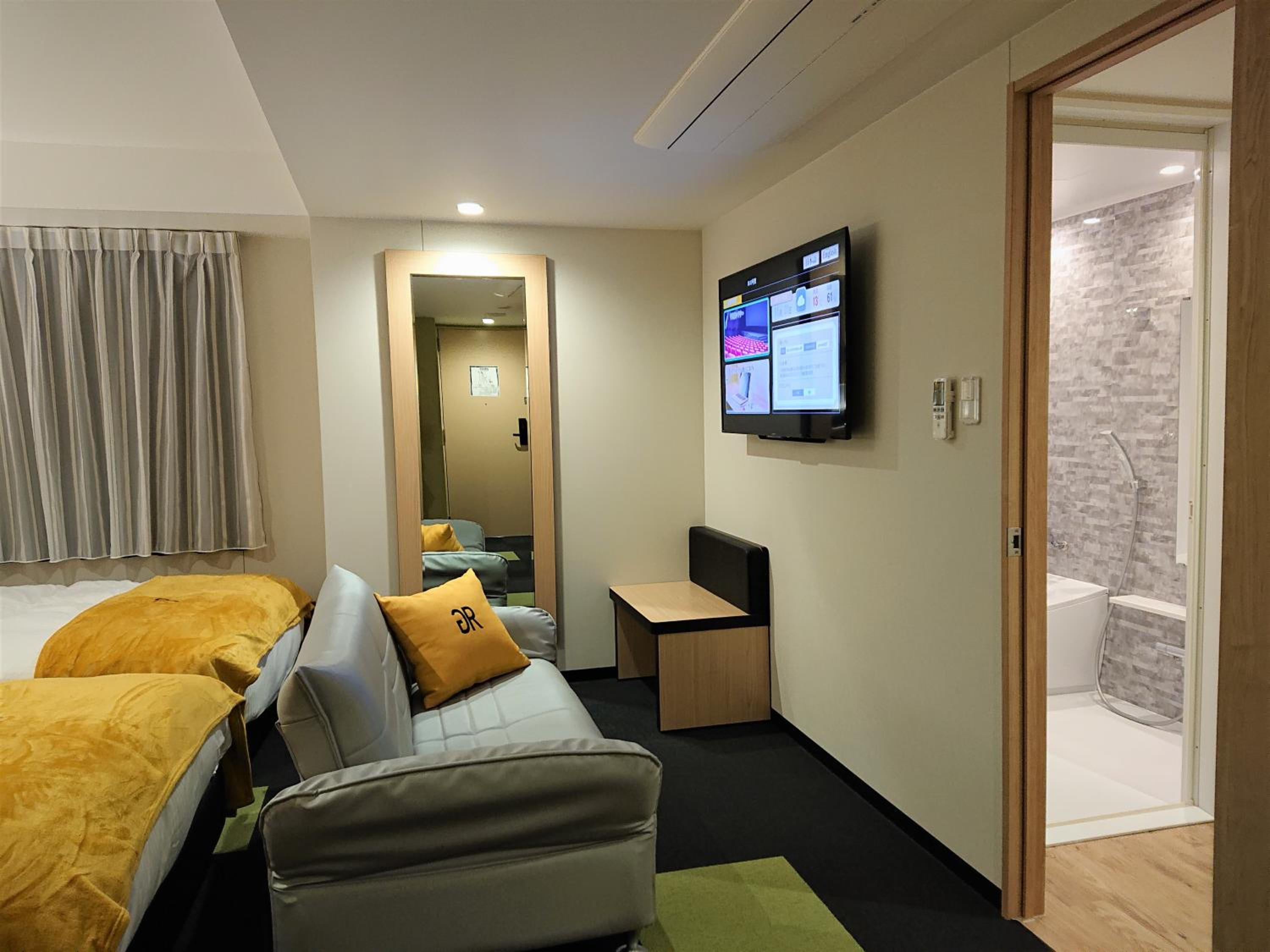 Premium Twin Room - Non-Smoking - Photo 12