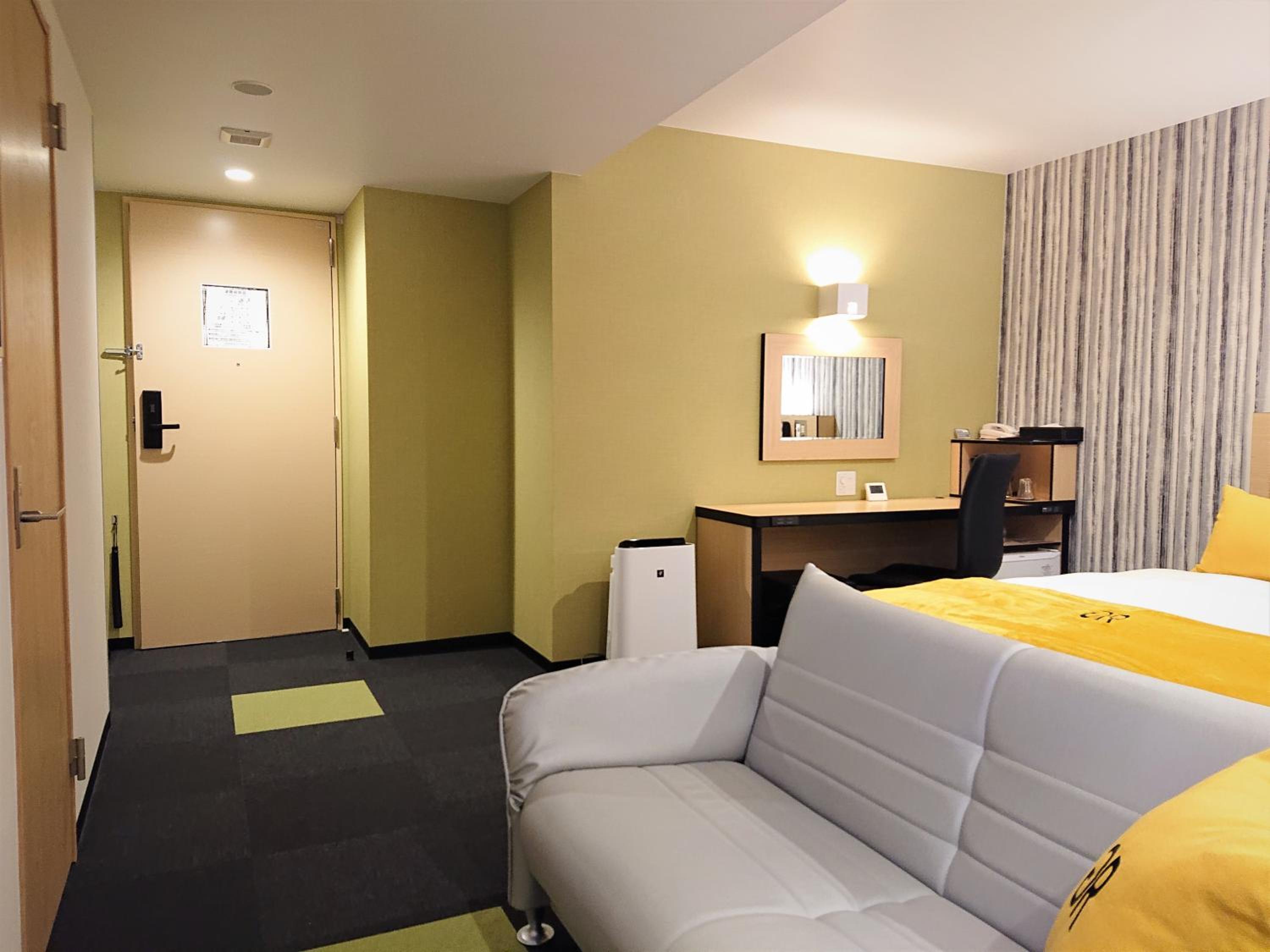 Premium Twin Room - Non-Smoking - Photo 14