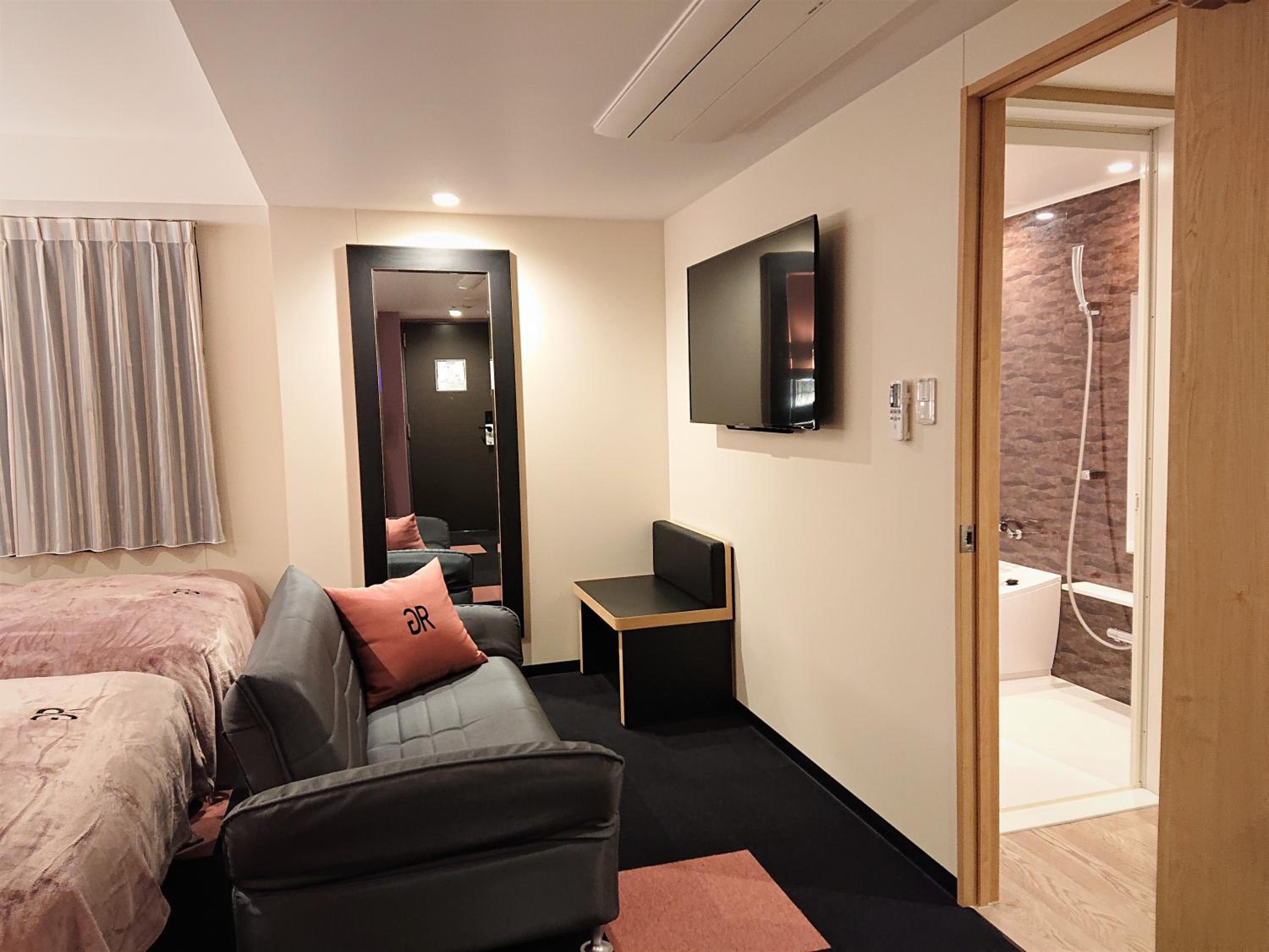 Premium Twin Room - Non-Smoking - Photo 6